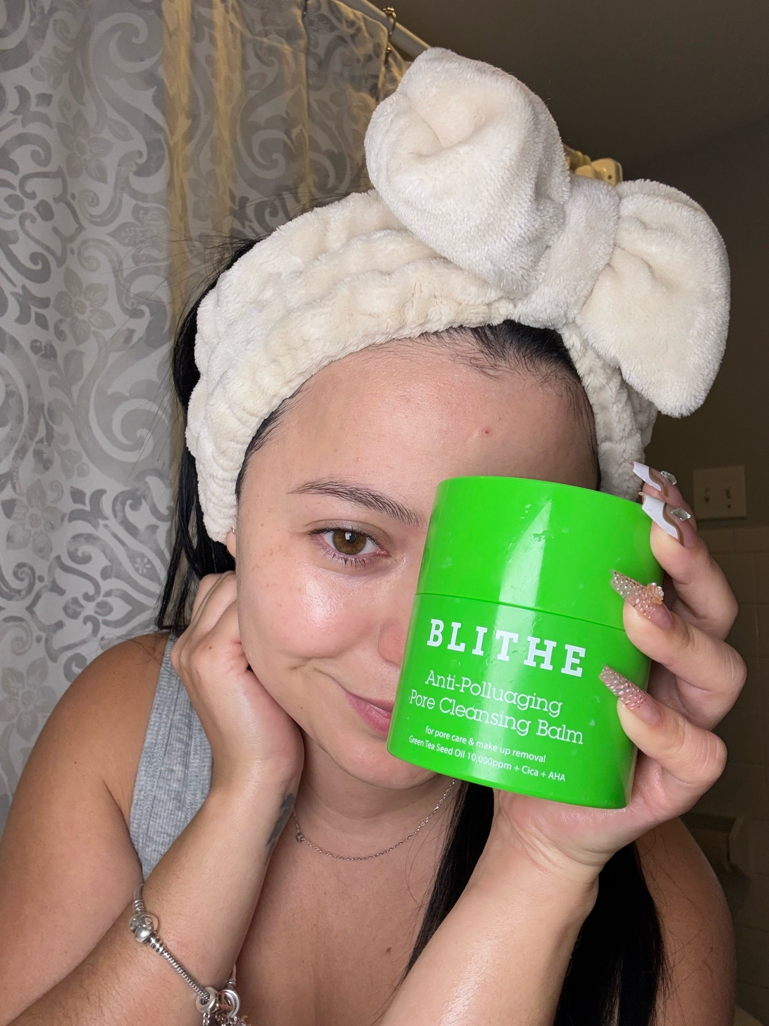 Korean Makeup remover that is vegan and cruelty free #skincare #koreanskincare #veganmakeup 

#LTKBeauty #LTKStyleTip #LTKSaleAlert