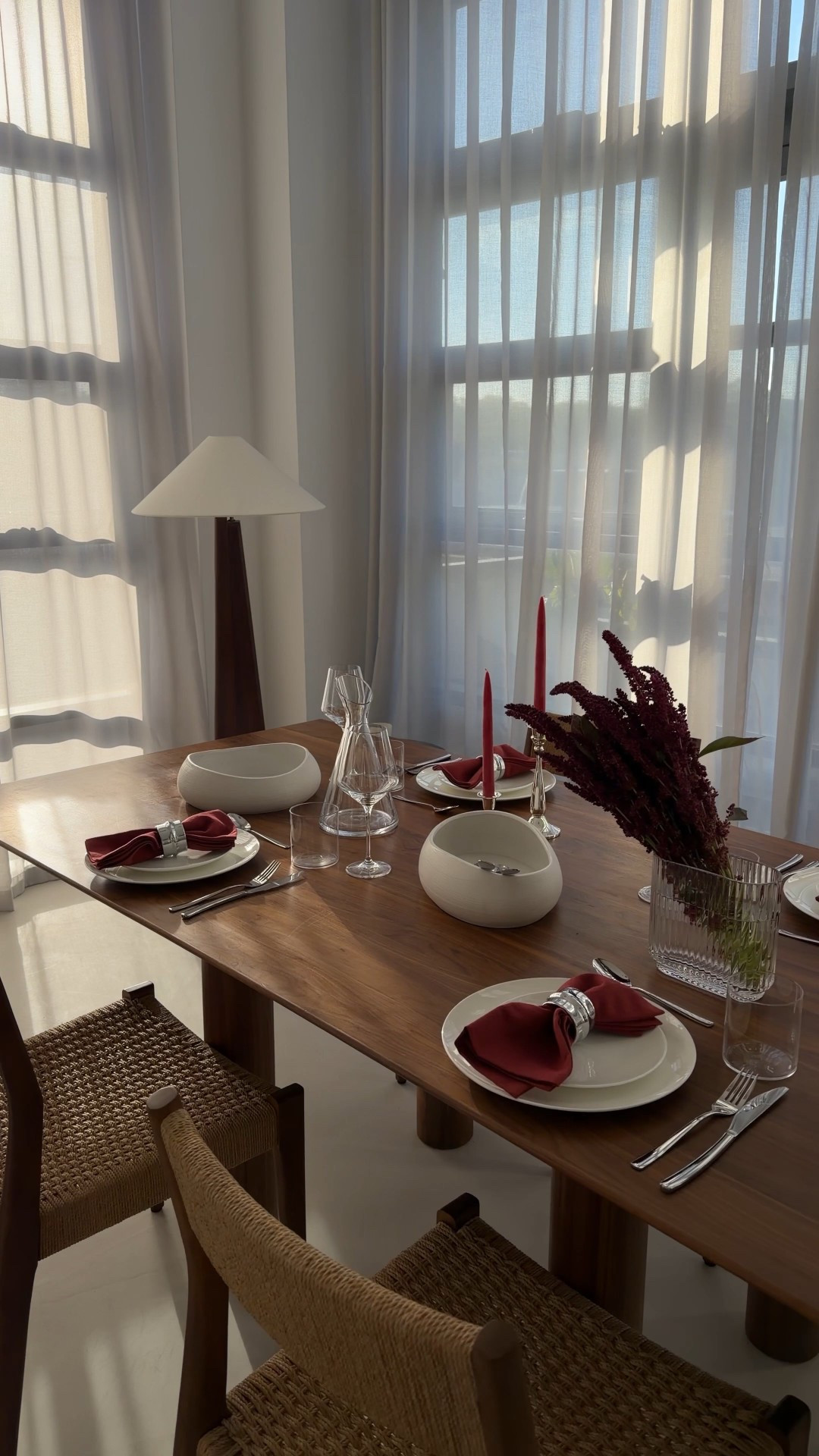 the perfect Xmas table scape , all available from David jones 

#LTKsummer #LTKhome #LTKaustralia