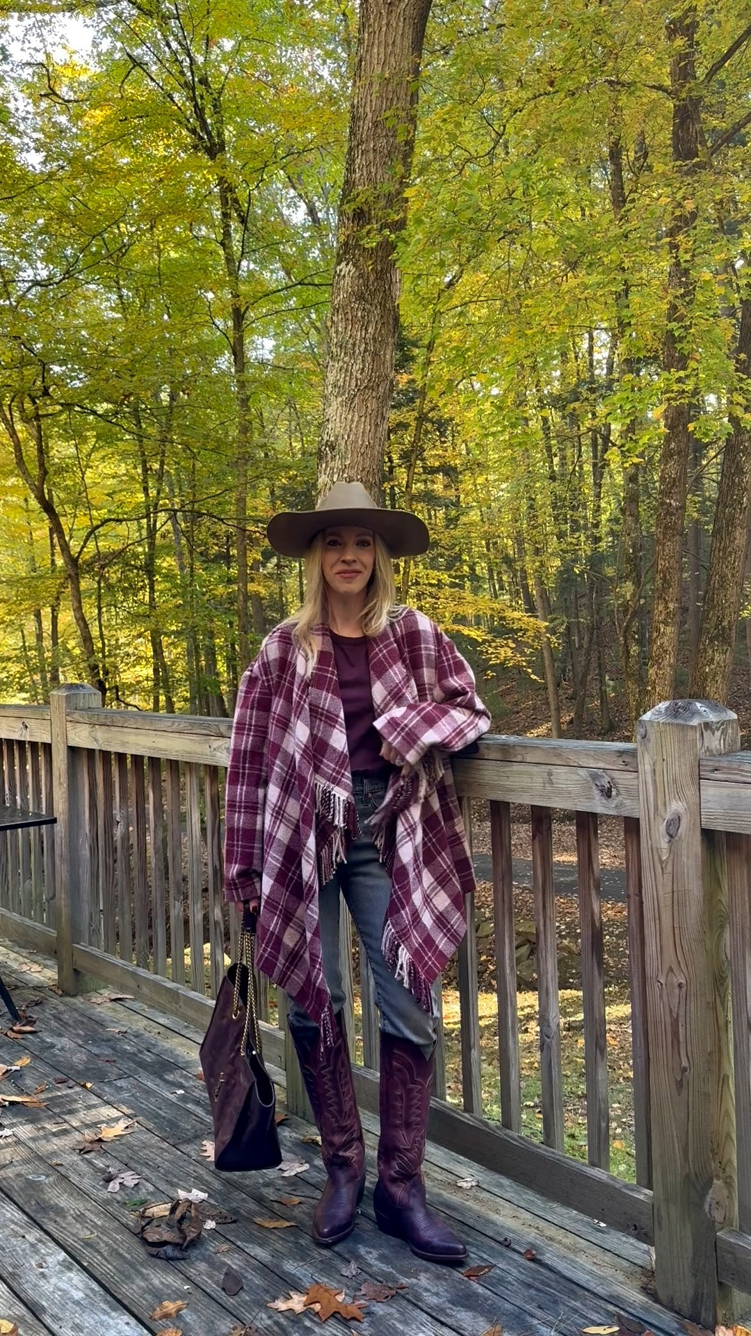 Fall outfit, fall mountain getaway, plaid coat, western fall outfit, @Janessa Leone cowboy hat, @Tecovas burgundy cowboy boots, @levi slim jeans