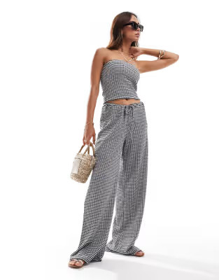 ASOS DESIGN textured bandeau co-ord in mono gingham | ASOS (Global)