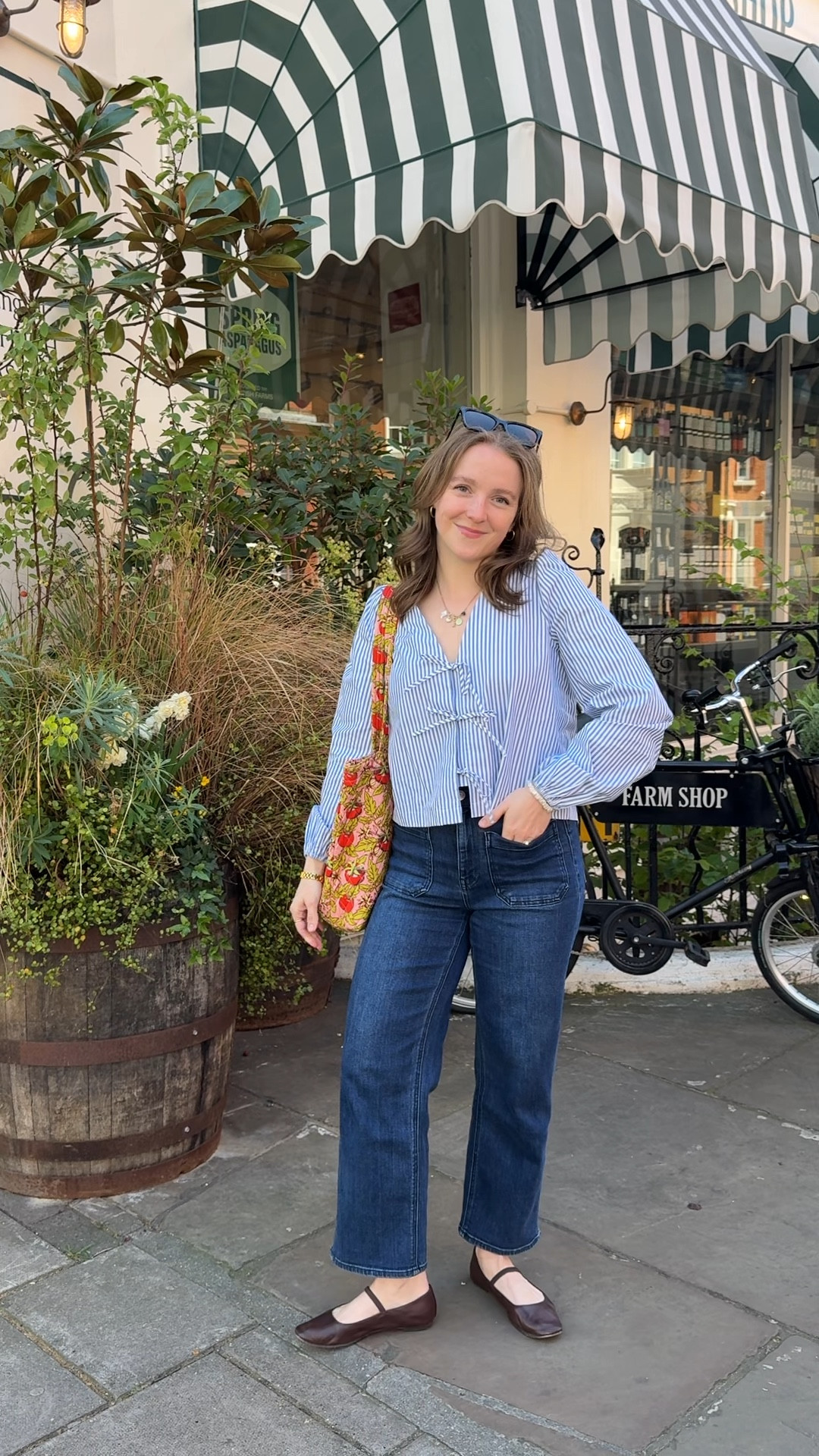 50% off + free shipping tie front blouse xs (no gaping behind the ties with cloth strip)
25 jeans length 26 quince 


#LTKootd #LTKPetite #LTKSaleAlert