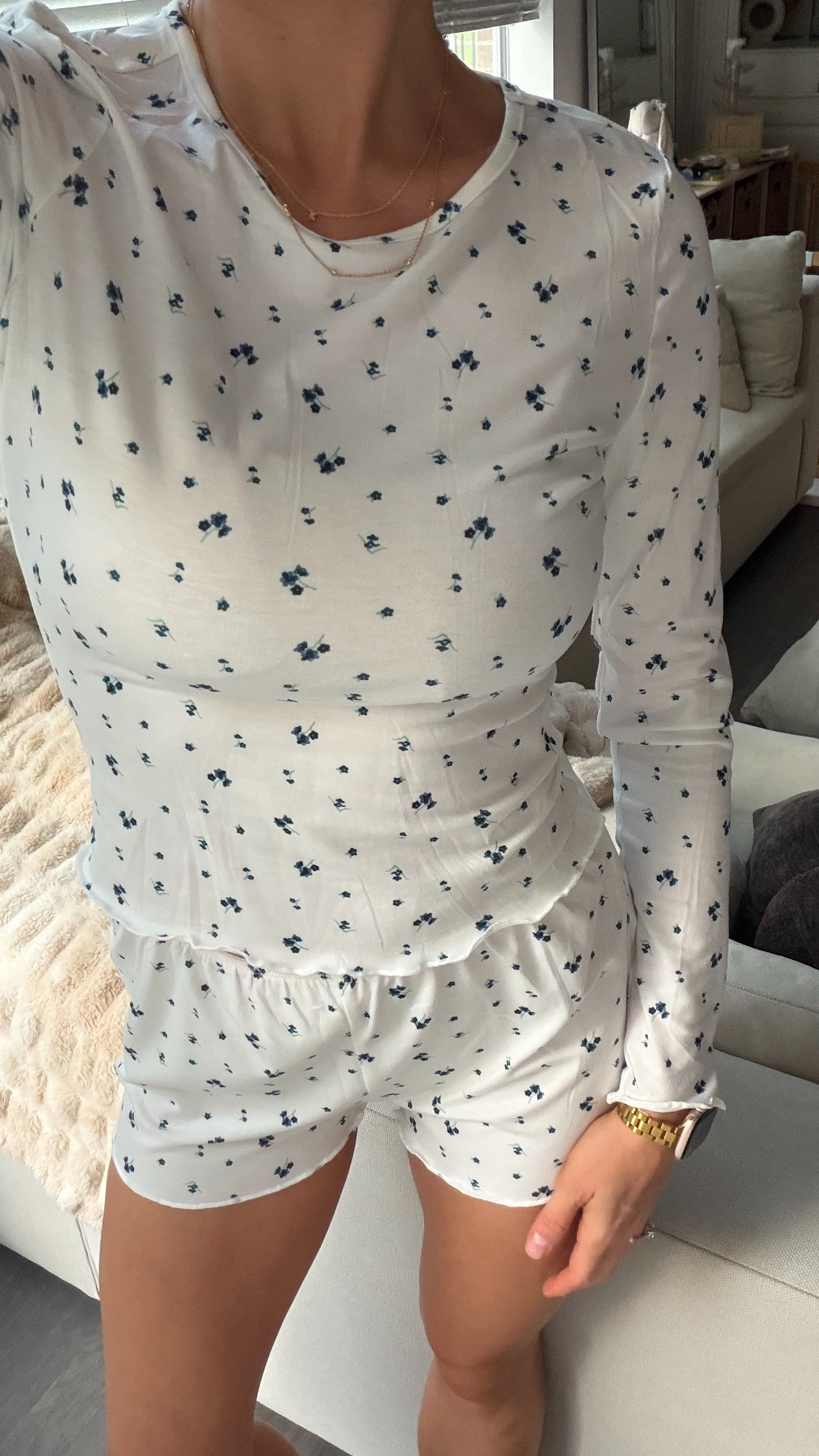 Cutest floral pajama set! Wearing size small  

 