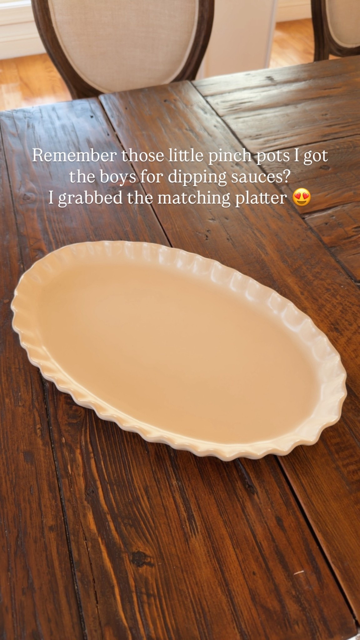 The prettiest pinch edge platter! Also have the mini pinch pots which are perfect for dipping sauces!

#LTKGiftGuide #LTKHome #LTKHoliday