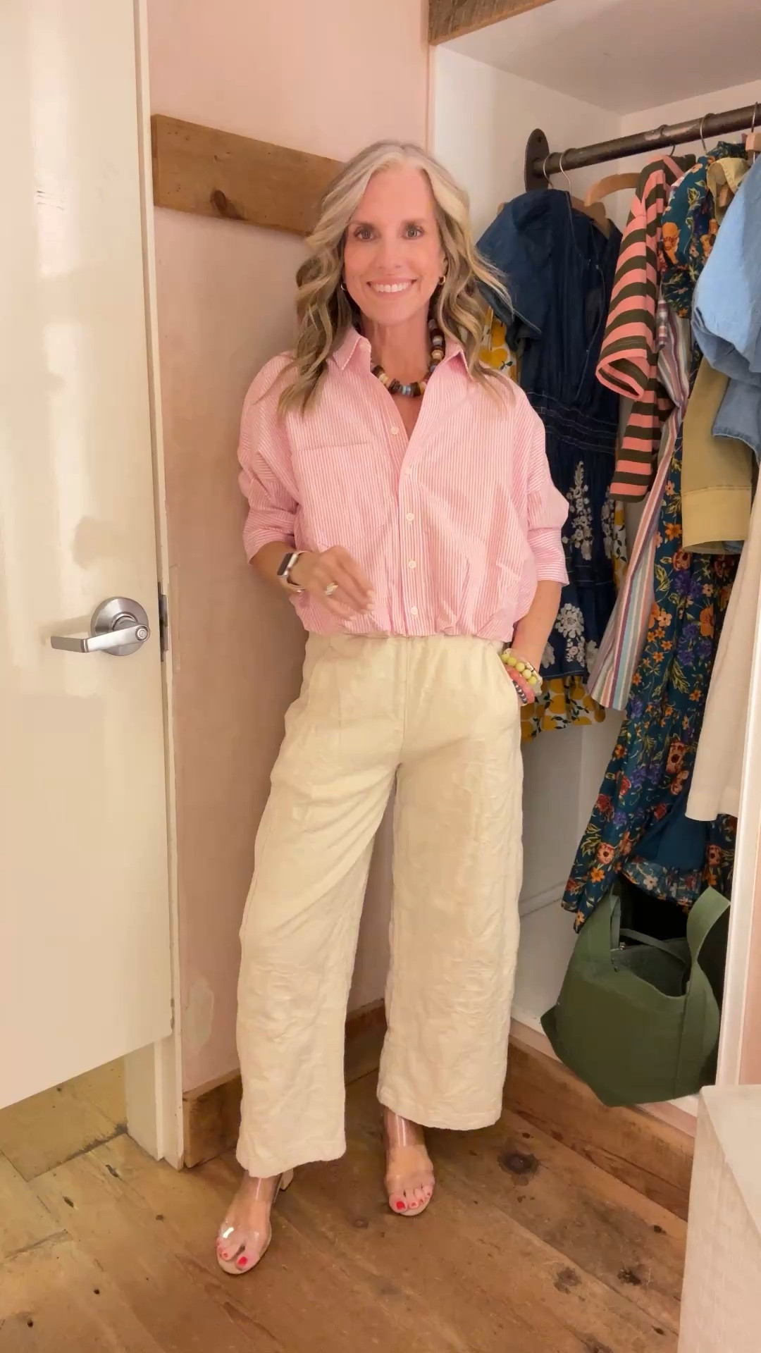 Is this the cutest out for or what! It’s also crazy comfortable. Pull on Jacquard barrel pants I can’t stop thinking about. Wearing XS in both. Use COAST25 on necklace 

#LTKOver40 #LTKootd #LTKgrwm