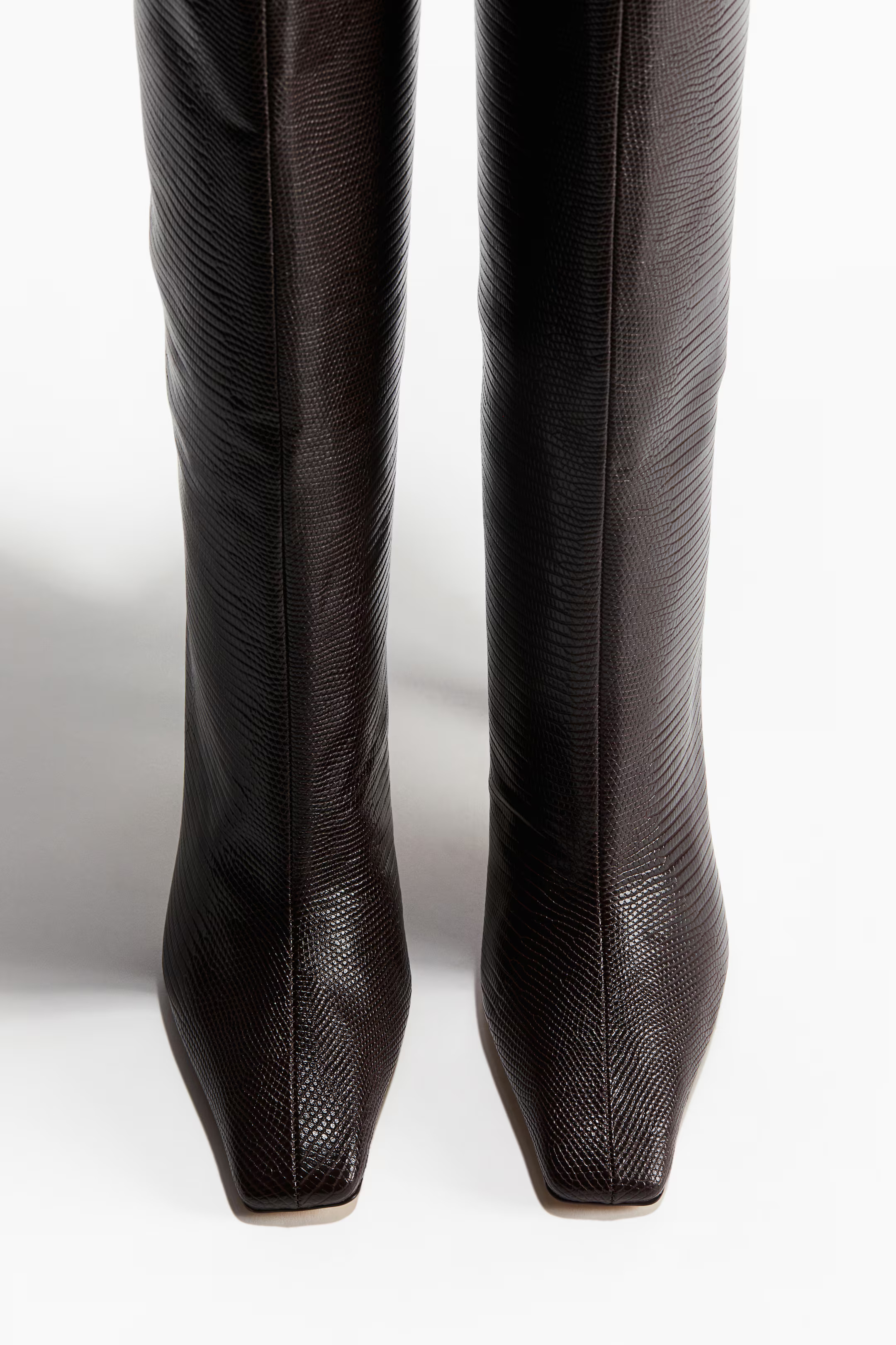 Knee-high boots | H&M (UK, MY, IN, SG, PH, TW, HK)