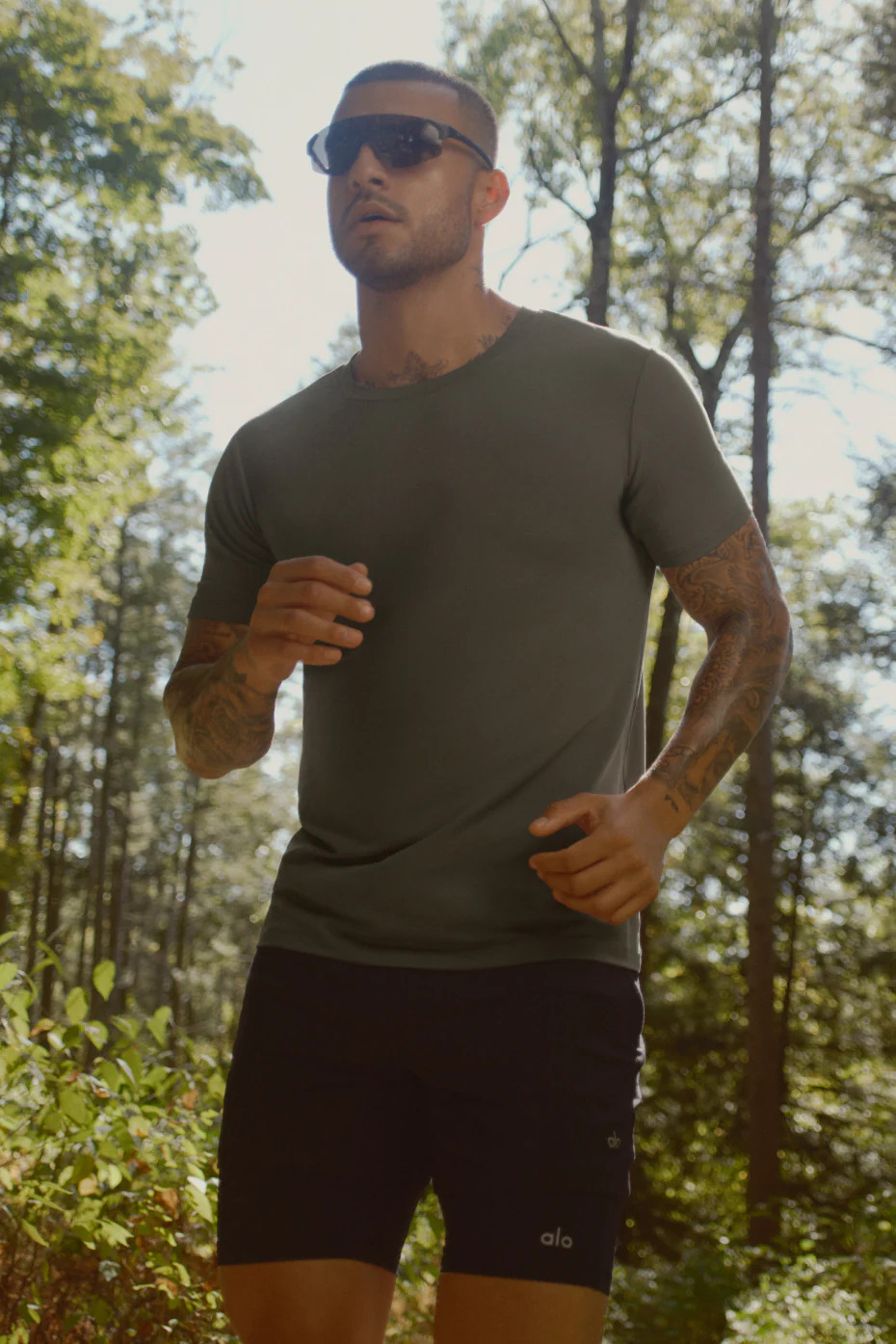 ALO | Conquer Reform Crewneck Short Sleeve Top in Olive Tree, Size: 2XL | Alo Yoga (US)