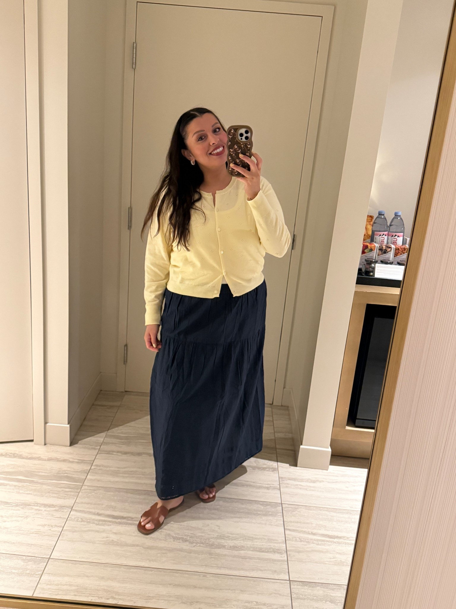 Outfit of a mom in her 40’s 💙💛

Spring, spring outfit, Outfit, mom outfit, cute outfit, cozy outfit, chic outfit, Mom style, fashion over 40, outfit of the day. trends 

#LTKootd #LTKMidsize #LTKOver40