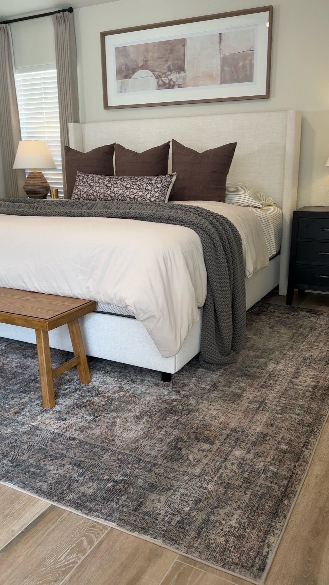 #ad And our rug is also part of the sale!! The SOFTEST rug ever, so perfect for a bedroom.

#wayfair #wayfairpartner @Wayfair 
•
•
•
#neutralbedroom #primarybedroom #bedroomstyling