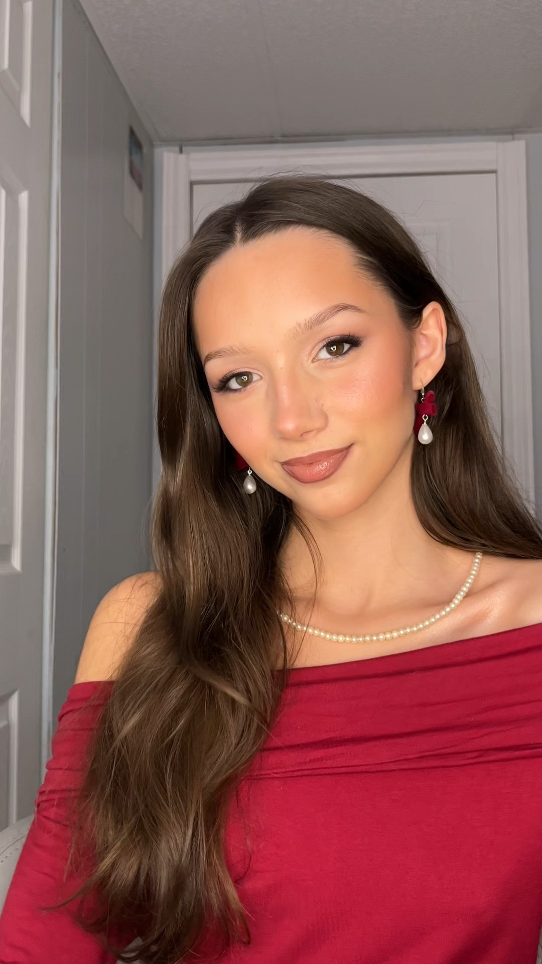 holiday cinnamon girl glam

#LTKwinter #LTKbeauty