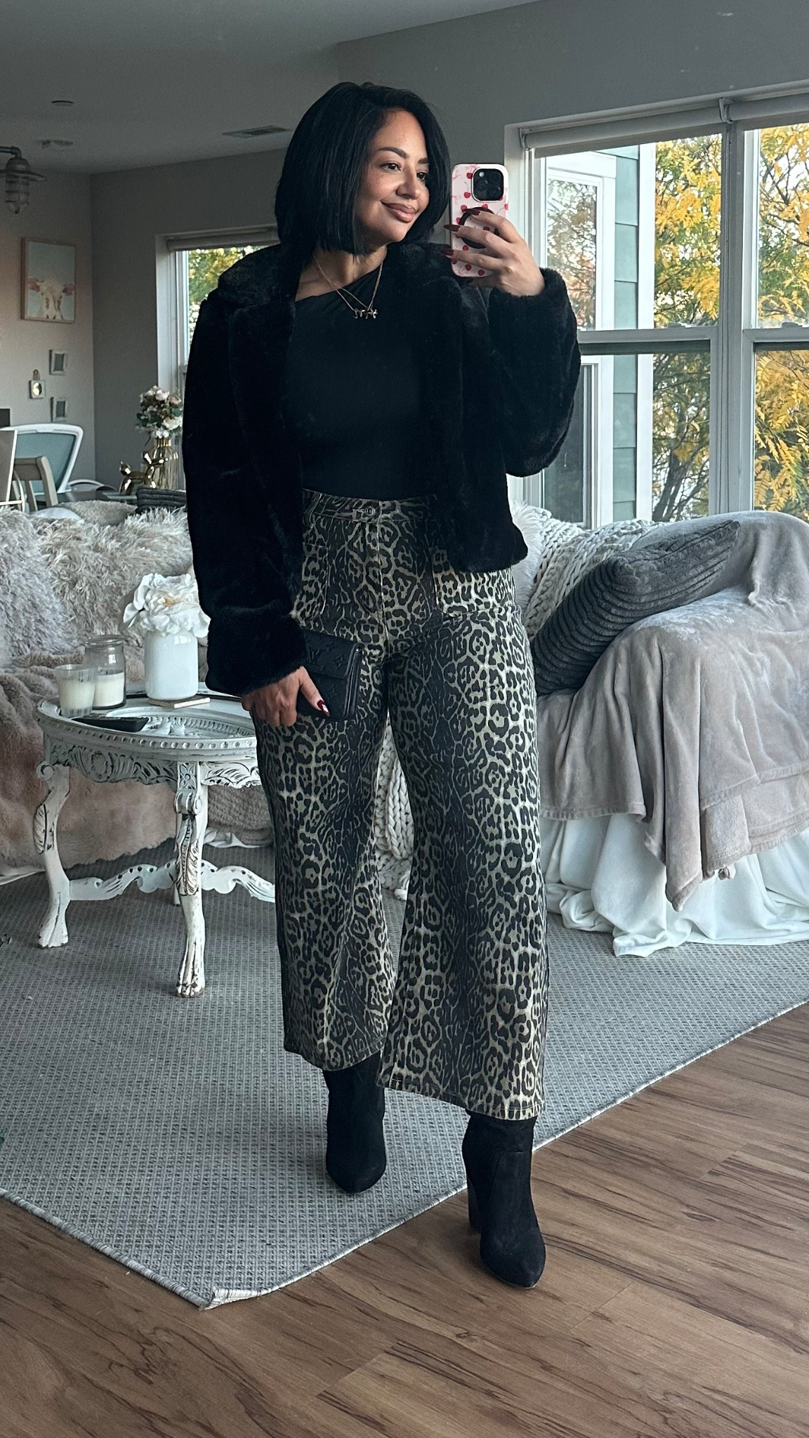 Leopard print cropped wide leg jeans are a MUSTTTTT for your next fall outfit 🖤🍂

28” Waist 43” Hip - Wearing an 8

fall outfits, leopard print outfit, girls night outfit, faux fur jacket, booties 

#LTKFindsUnder50 #LTKOver40 #LTKStyleTip