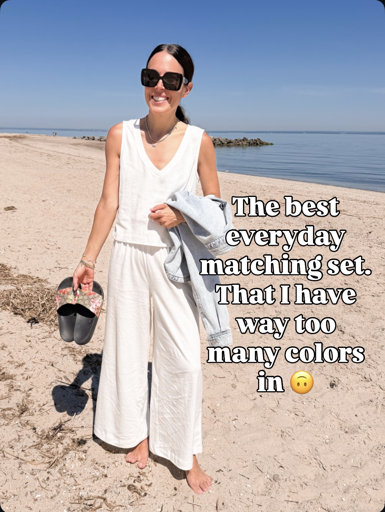 At this point I should probably stop buying this set in every color… but I won’t. 😂 wearing size xs

#LTKootd #LTKmomlife #LTKOver40