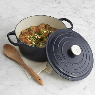 Le Creuset Signature Enameled Cast Iron Round Dutch Oven, 7 1/4-Qt. | Williams-Sonoma