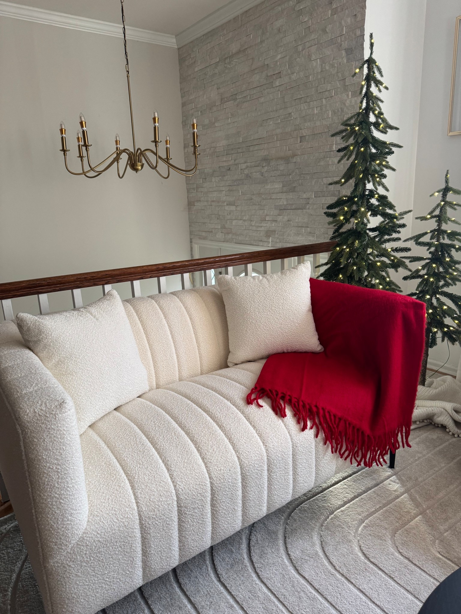  White Tufted Sofa 2 Seaters

#LTKHoliday #LTKSeasonal #LTKHome