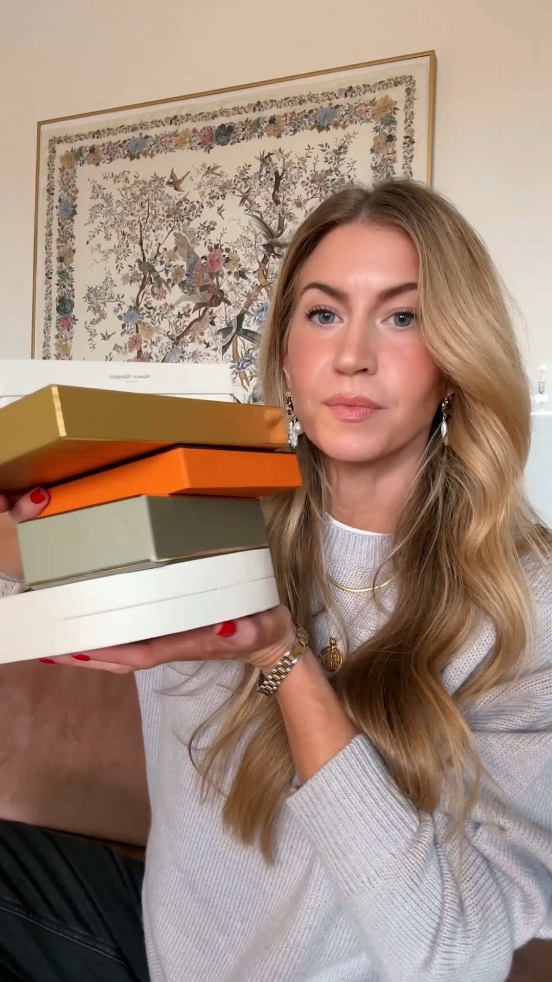 My most giftable perfume discovery sets. These are the crème de la creme of tester sets! 

White: runs TTS, wearing S
Sweater: runs large, wearing a S 


#LTKHoliday #LTKGiftGuide #LTKSeasonal