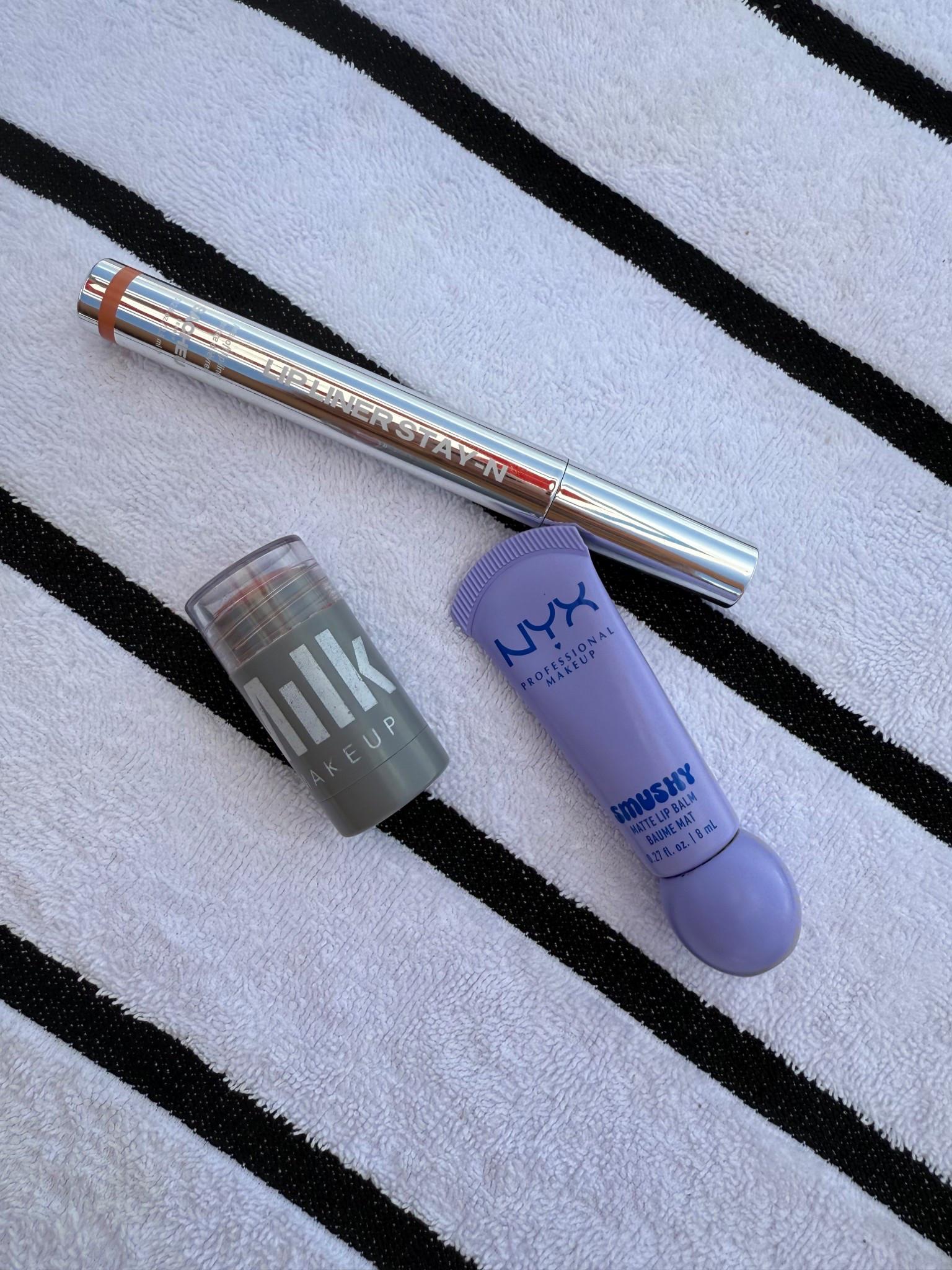 My daily must have #makeup #easymakeup #amazon 

#LTKStyleTip #LTKBeauty