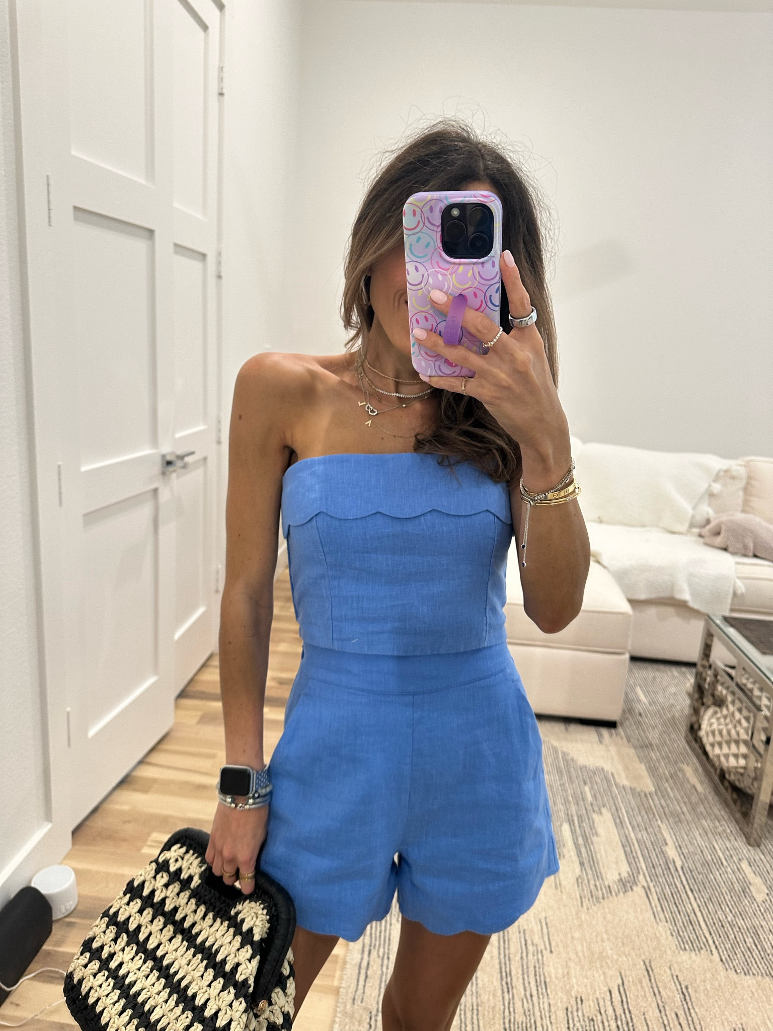 Linen scallop shorts size 23 on sale 

#LTKSaleAlert #LTKFindsUnder100 #LTKFindsUnder50