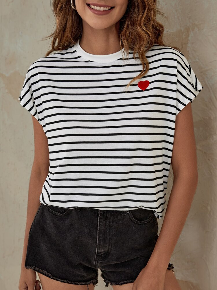 SHEIN EZwear Striped Heart Patch Detail Batwing Sleeve Tee | SHEIN