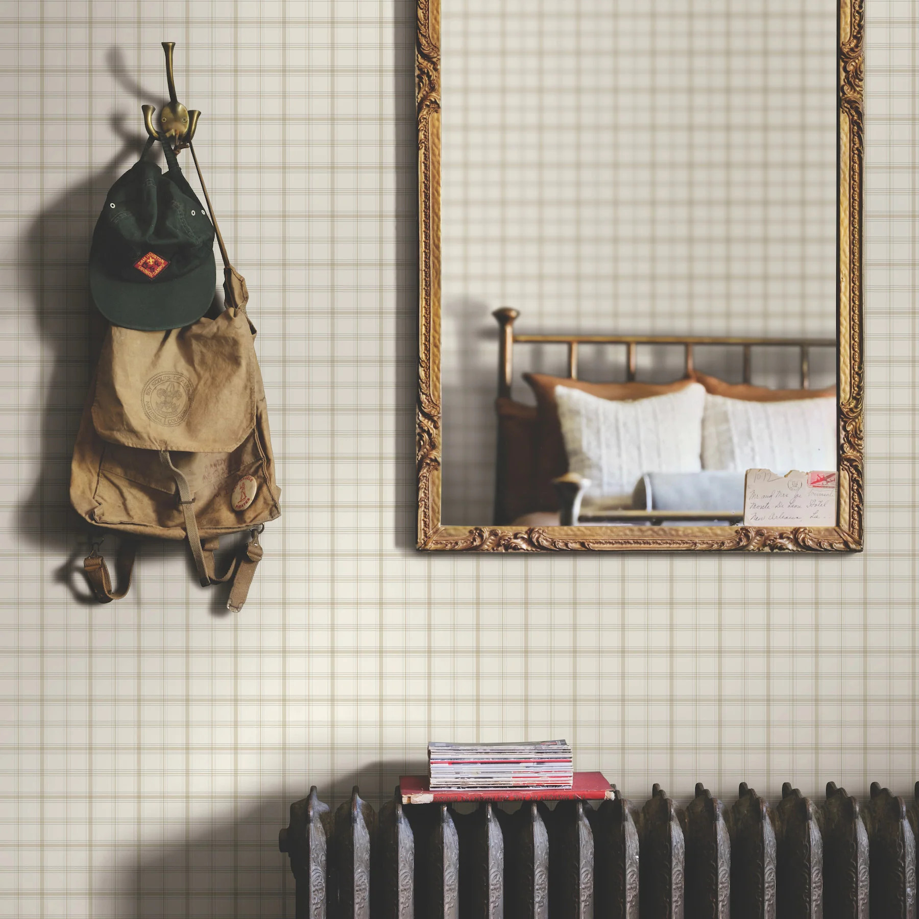 Hunter Wallpaper | Magnolia