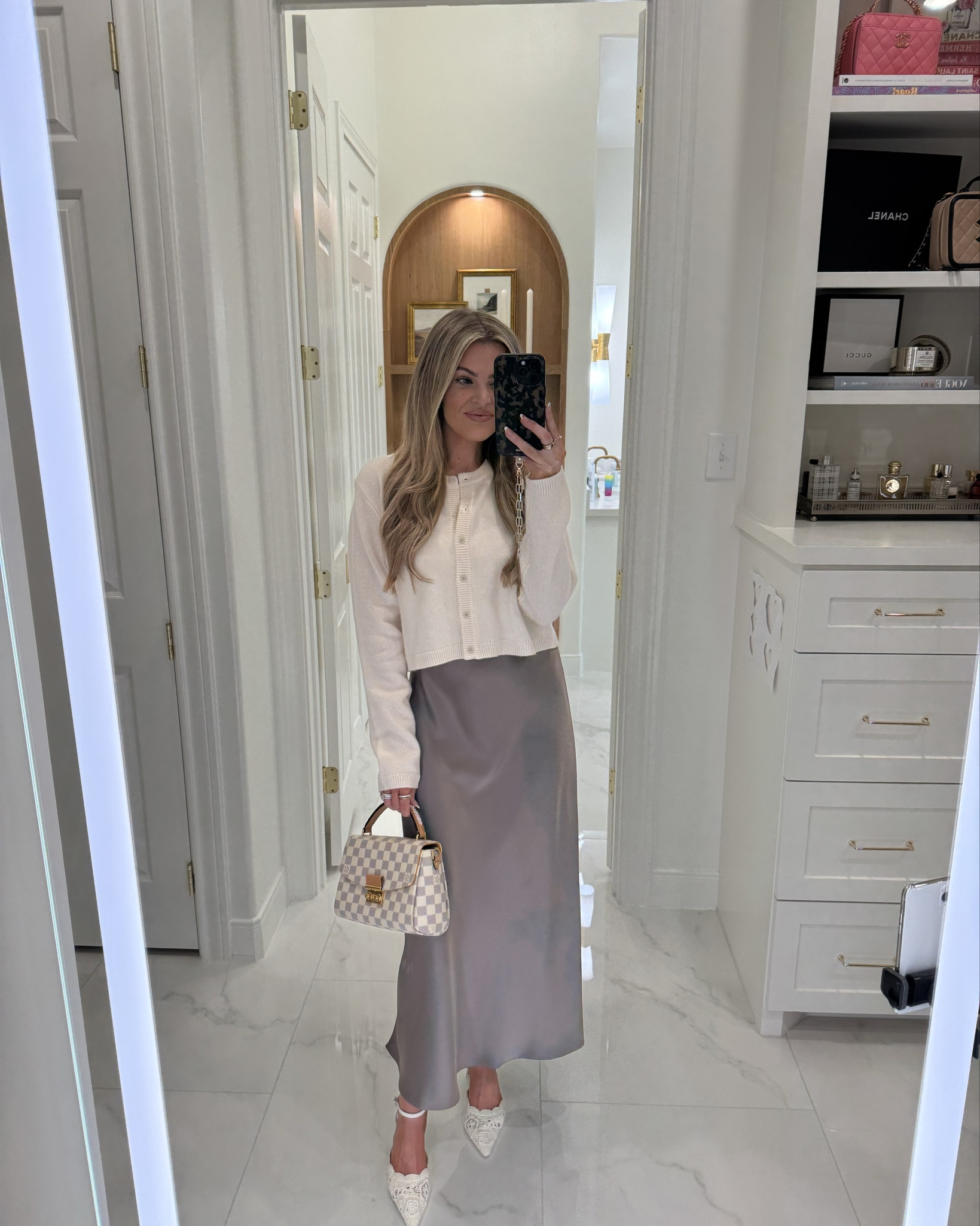 this outfit is more relaxed with the cardigan but still dressed up!  (wearing a size small in the cardigan and size 4 in skirt) 

Aritzia, classy pieces, matching trouser set, neutral set, work outfit, dressy outfit

#LTKFindsUnder100 #LTKSeasonal #LTKFindsUnder50