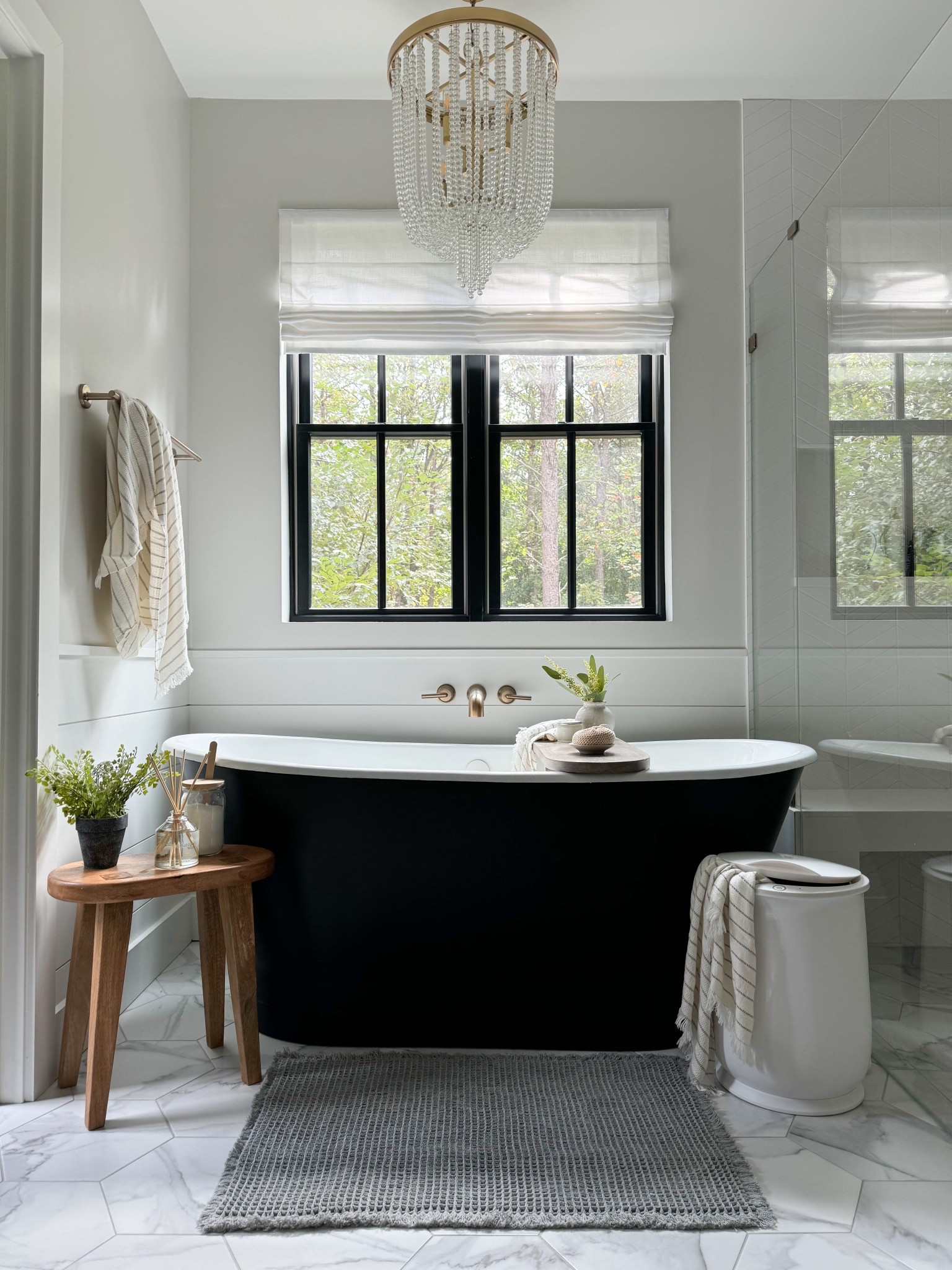 Are you a bath person or a shower person? 🛁🚿
I’m a shower-every-morning kind of gal… but at night? I could soak in a scalding hot bath for hours.
This space has become my little reset button — calm, quiet, and cozy in the best way.
A few of my favorite bath pieces are on sale today (last day 👀). Comment SHOP and I’ll send links to everything I’m loving.

#LTKHome