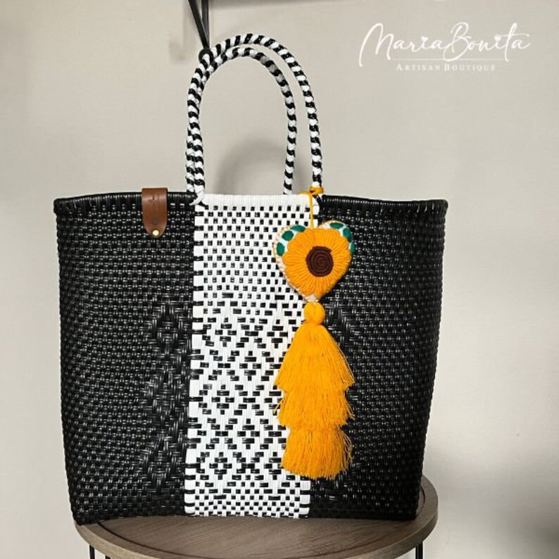 XL tote bag. Handmade plastic bag. Handwoven mexican purse. | Etsy (US)