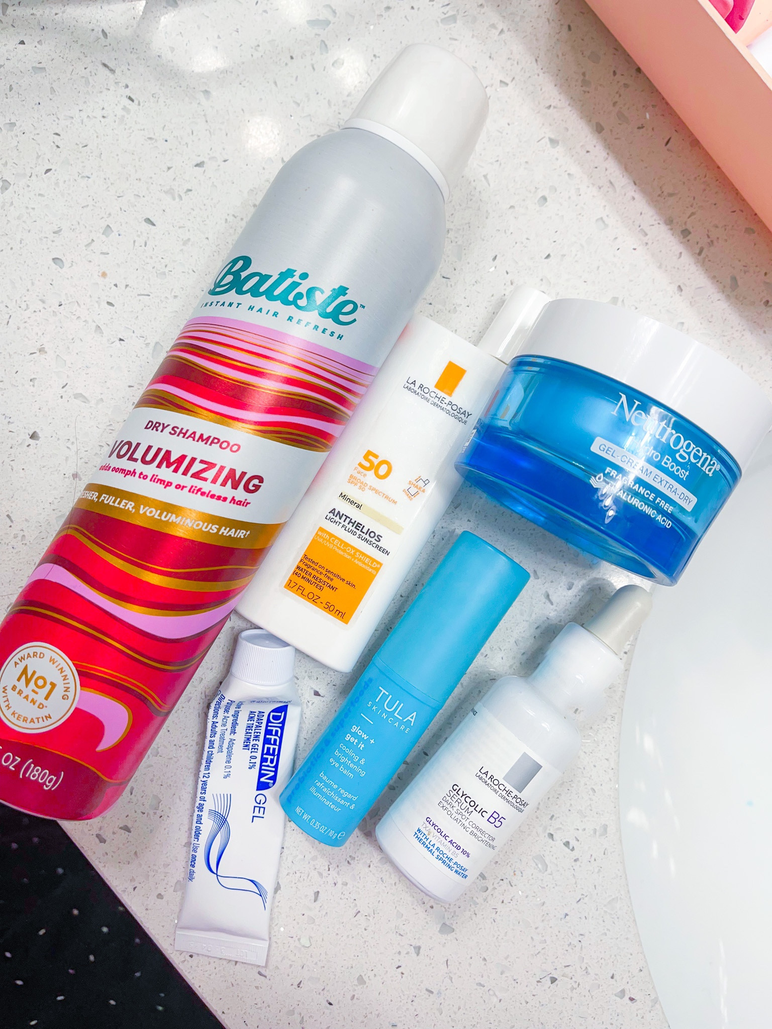 Getting ready this AM & wanted to share my staples- the best dry shampoo, best light weight daily SPF, under eye glow, gel moisturizer & of course glycolic acid and retinol gel- no wrinkles here boo 💖

#LTKbeauty