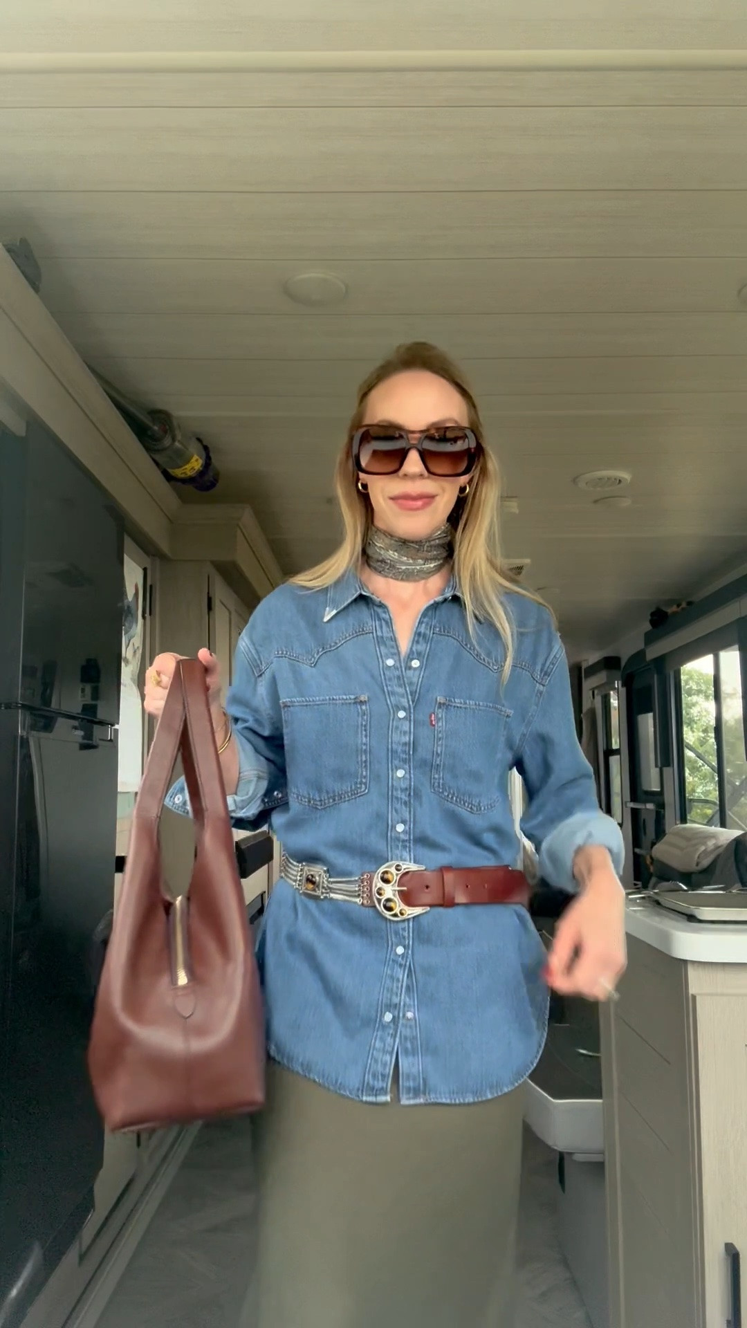 Affordable western outfit for early fall - @levi denim shirt is on sale under $40, @Zara belt is under $60 and @Quince linen skirt is under $50

#LTKSeasonal #LTKNYFW #LTKSaleAlert