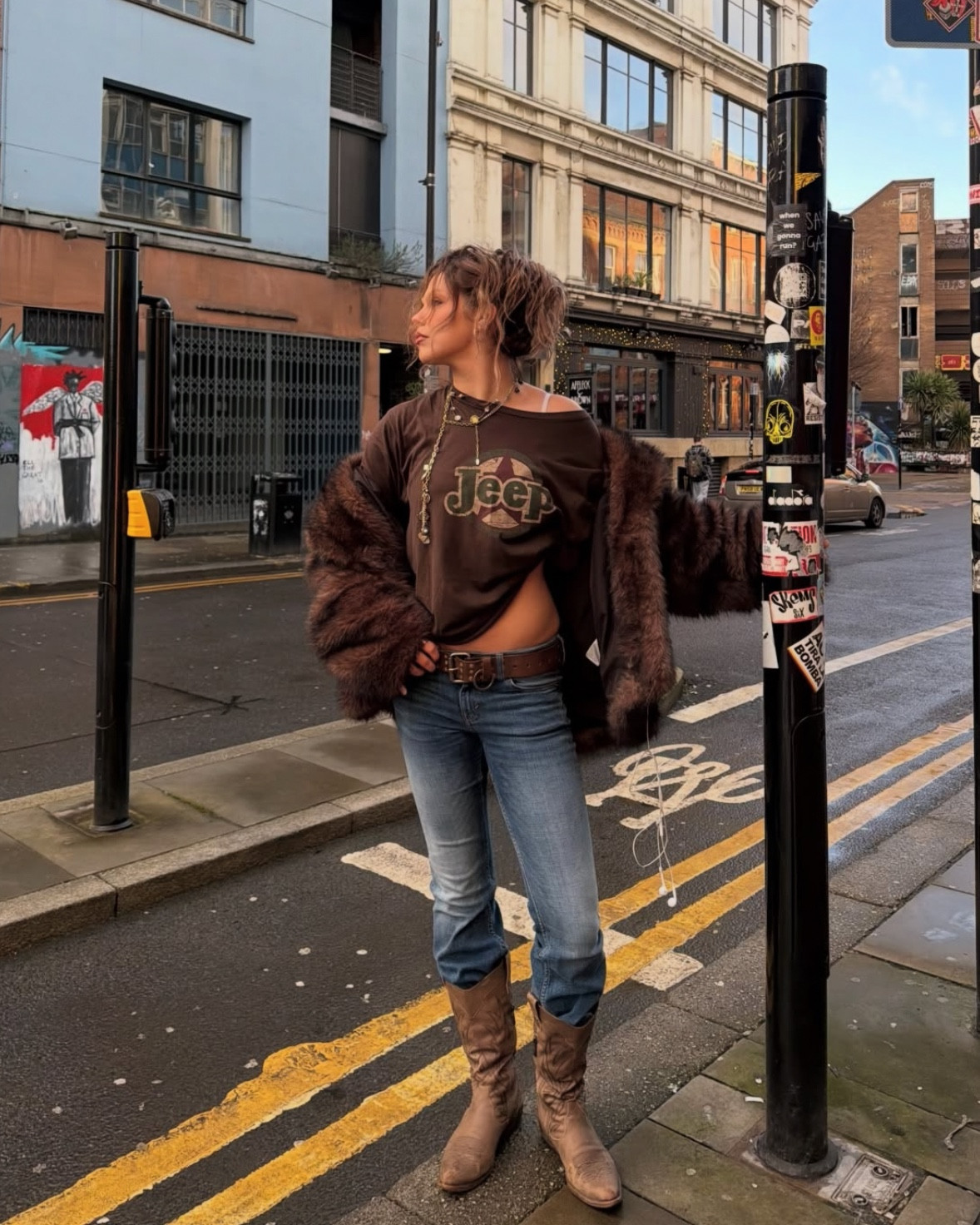 What?


Weekday, Bootcut jeans, Cowboy boots, Faux Fur Jacket, Winter Outfit inspo, Winter jackets

#LTKuk #LTKeurope #LTKwinter