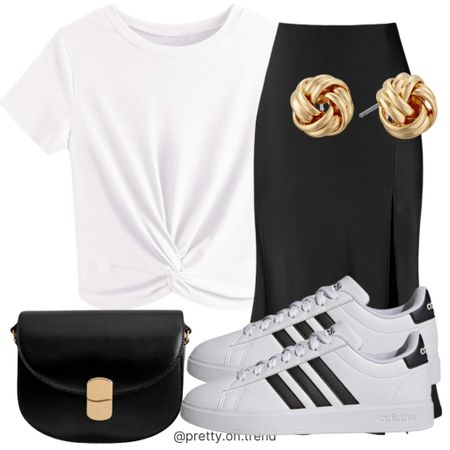 Casual style back and white for summer 