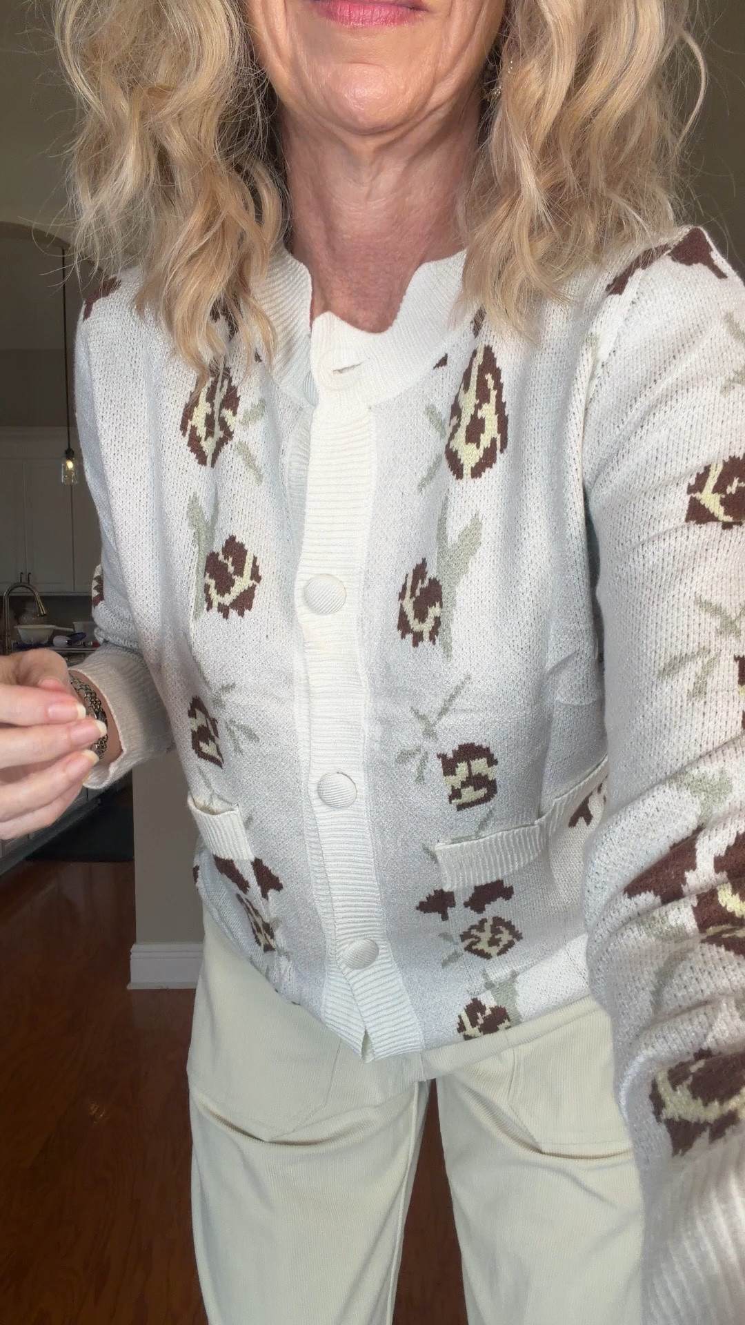 Casual but cute in a trendy barrel pant and cardigan. 
Fall outfits over 50

#LTKootd #LTKOver40