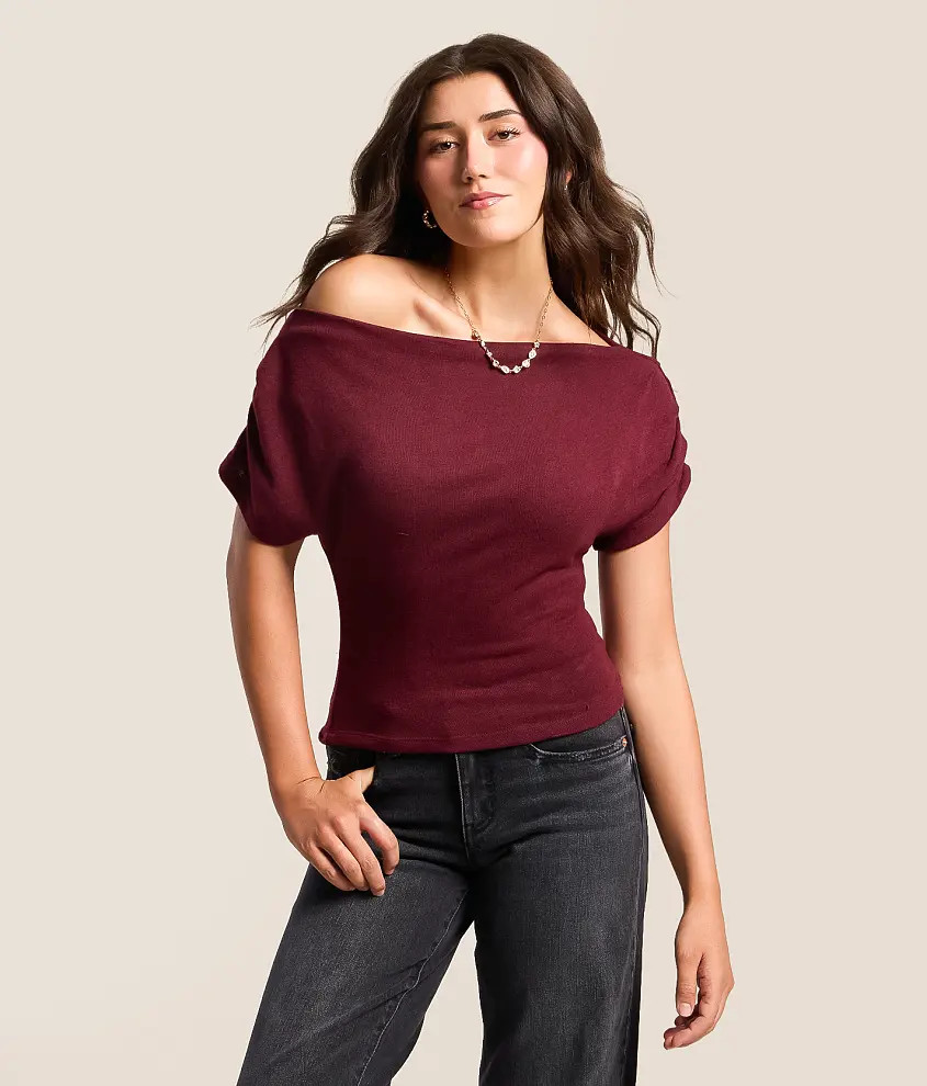 Boatneck Top | Buckle