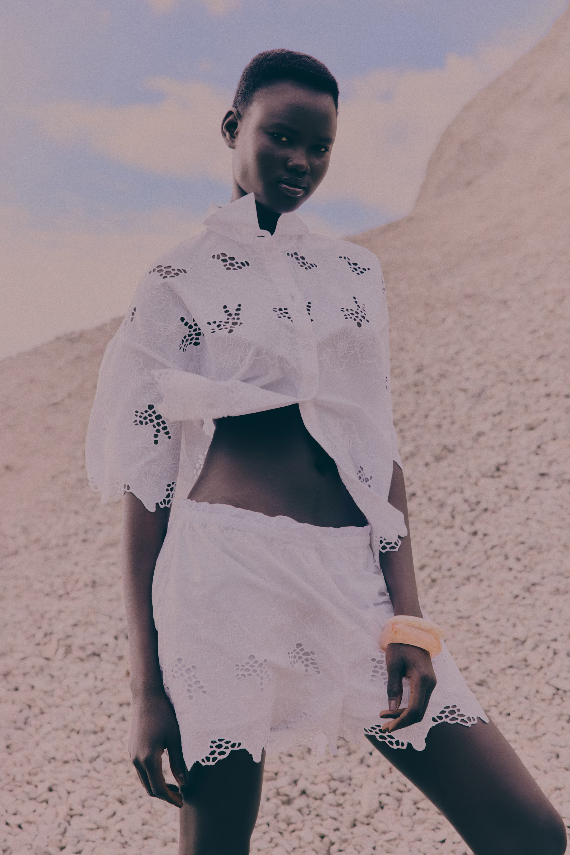 Broderie anglaise shirt | H&M (UK, MY, IN, SG, PH, TW, HK)