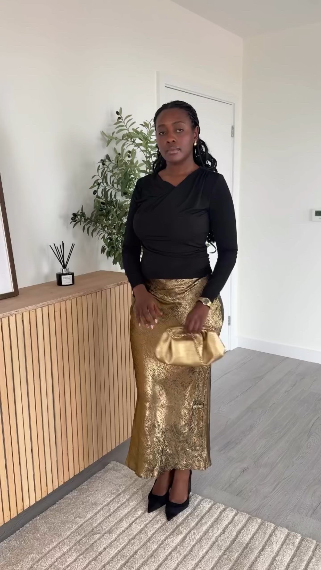 Casual New Year’s Eve outfit. Gold skirt from @newlook 
#newyearsoutfit #partyoutfit #newlook #ad #newyears 
.
.
.
.
.
.
.
.
.
.
.
.
.
.
outfit ideas. outfit inspo. fashion inspo. minimal style. effortless chic. everyday outfit. ootd. streetwear style. get ready with me. minimal fashion. scandinavian style. hair inspo. daily outfit. outfit ideas. luxury style. gold jewellery. gold acessories. neutral style. feminine style.
Winter fashion. Winter inspo. Winter outfits.
Elegant outfits. Work outfit inspo. 
New Year’s Eve outfit