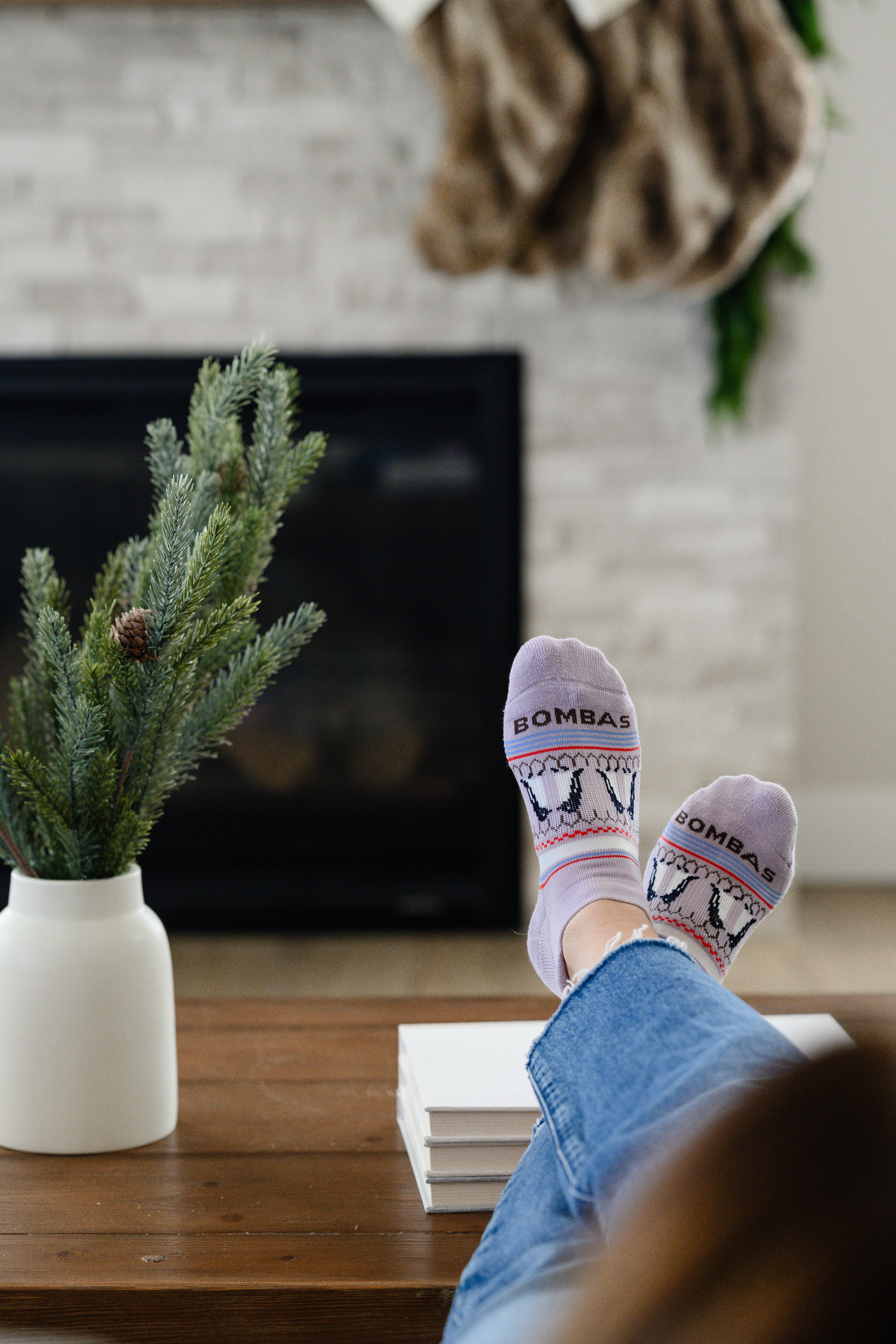 Give yourself the gift of cute socks! @bombas is now 25% off sitewide and feel good while doing good because 1 purchased = 1 donated 

#BombasPartner 

 

 

#LTKFindsUnder50 #LTKHoliday #LTKSeasonal