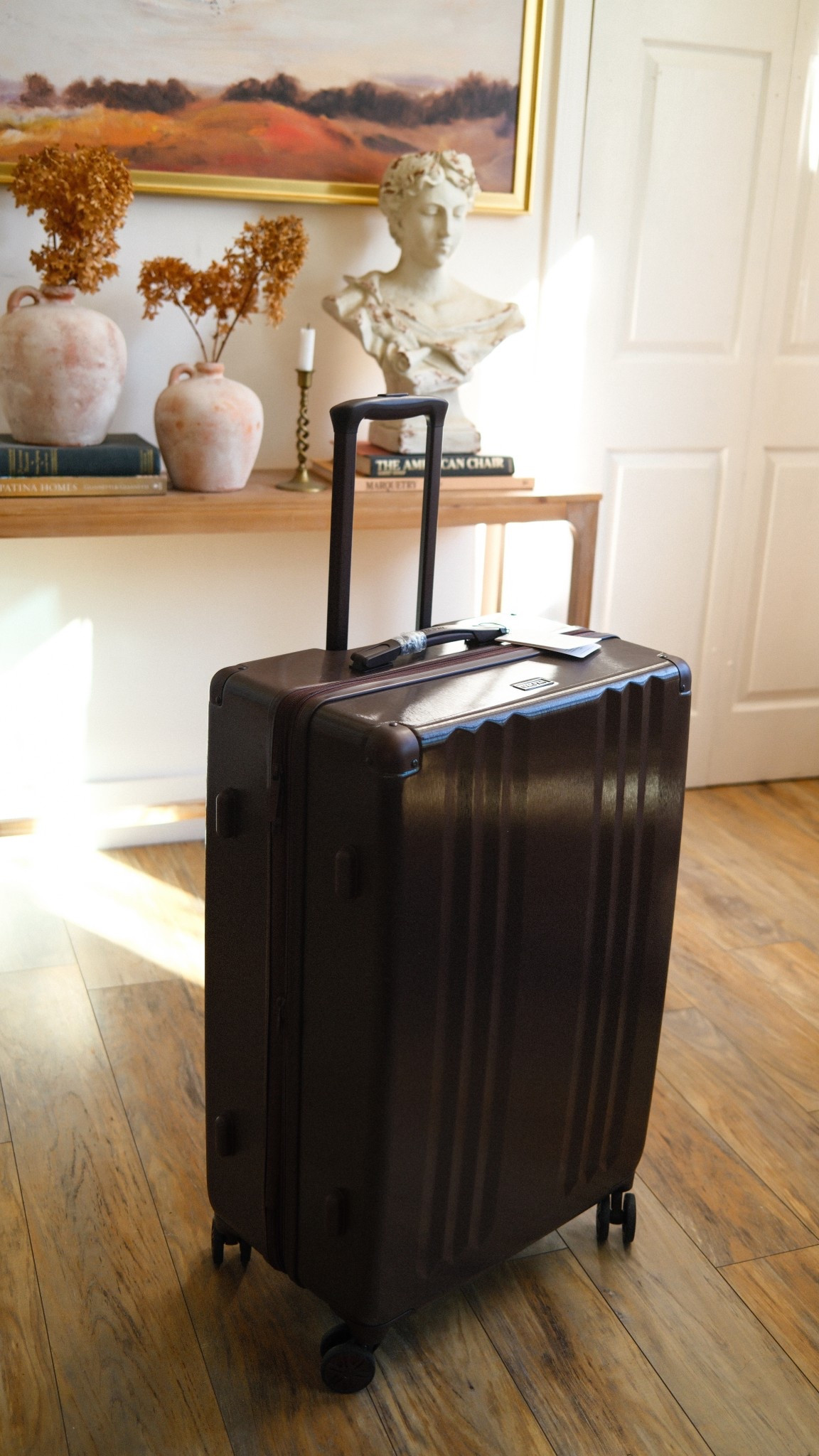 Chic chocolate luggage: gift idea for the traveler!

#LTKTravel #LTKHoliday #LTKGiftGuide
