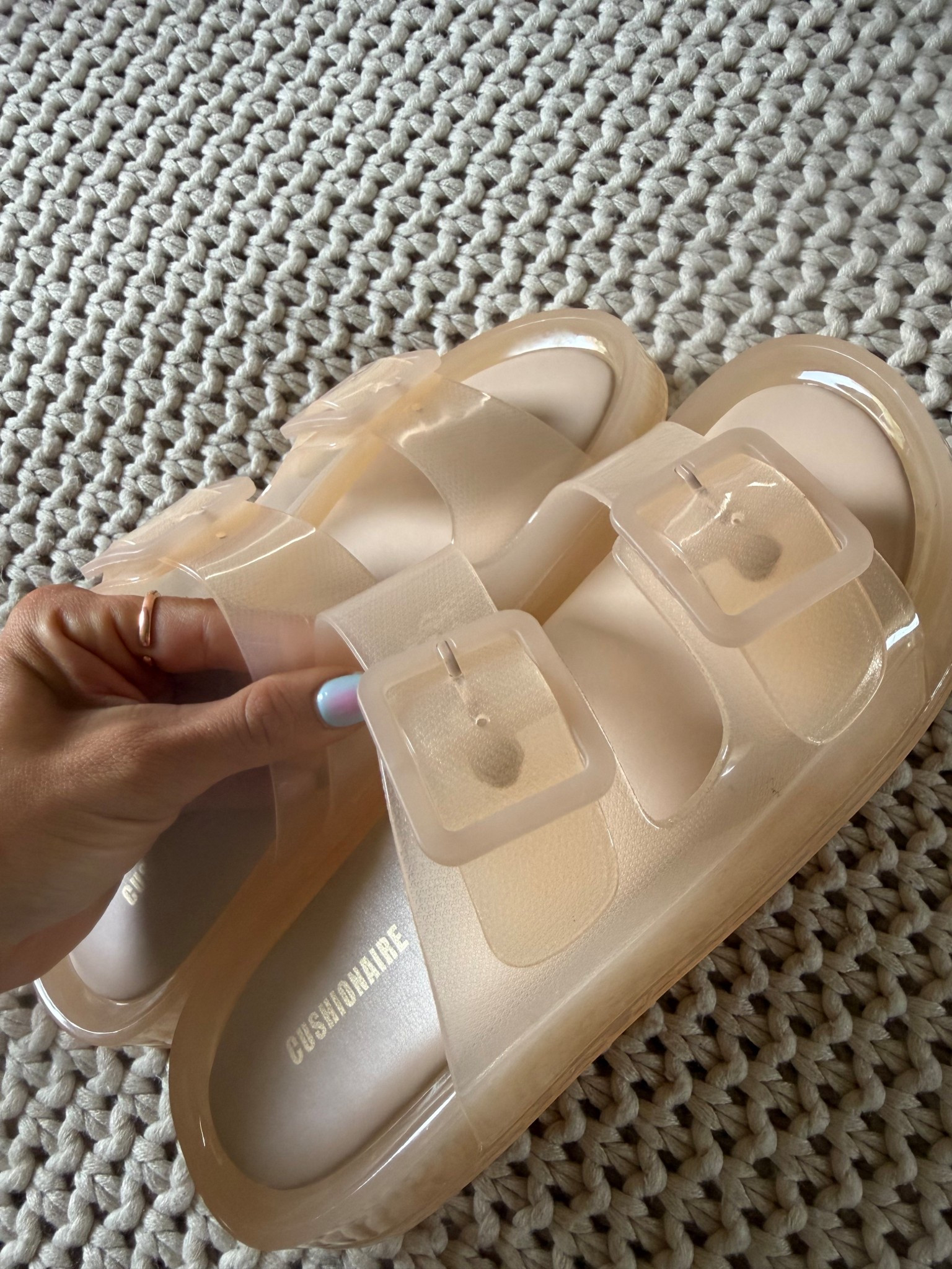 Perfect summer sandal 🤍

#LTKdayinmylife #LTKmomlife #LTKootd