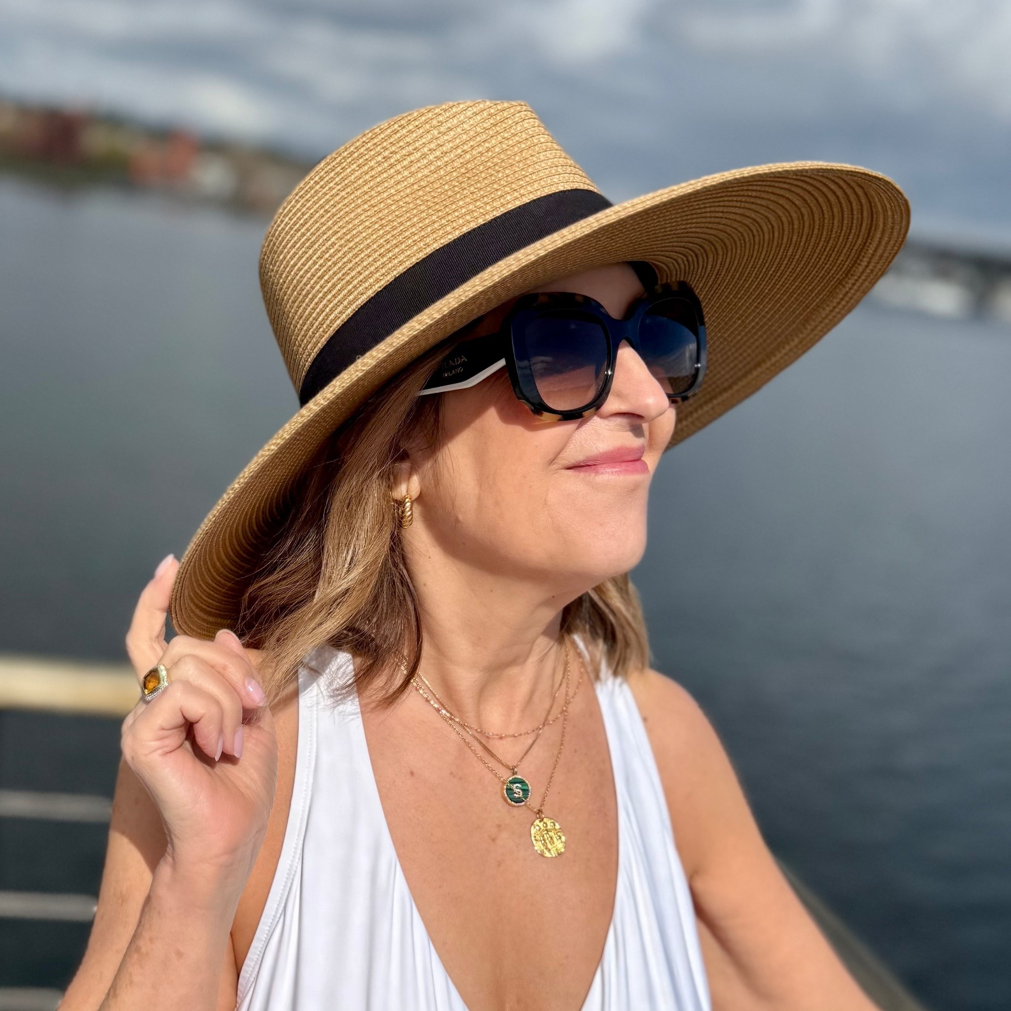 I wear the Monica Vinader sisterhood pendant daily! Plus, I linked other favorites on the Nordstrom savings event. 

Use code: SANDY for 10% off site-wide at Eric Javitts.

#LTKSaleAlert #LTKOver40 #LTKootd