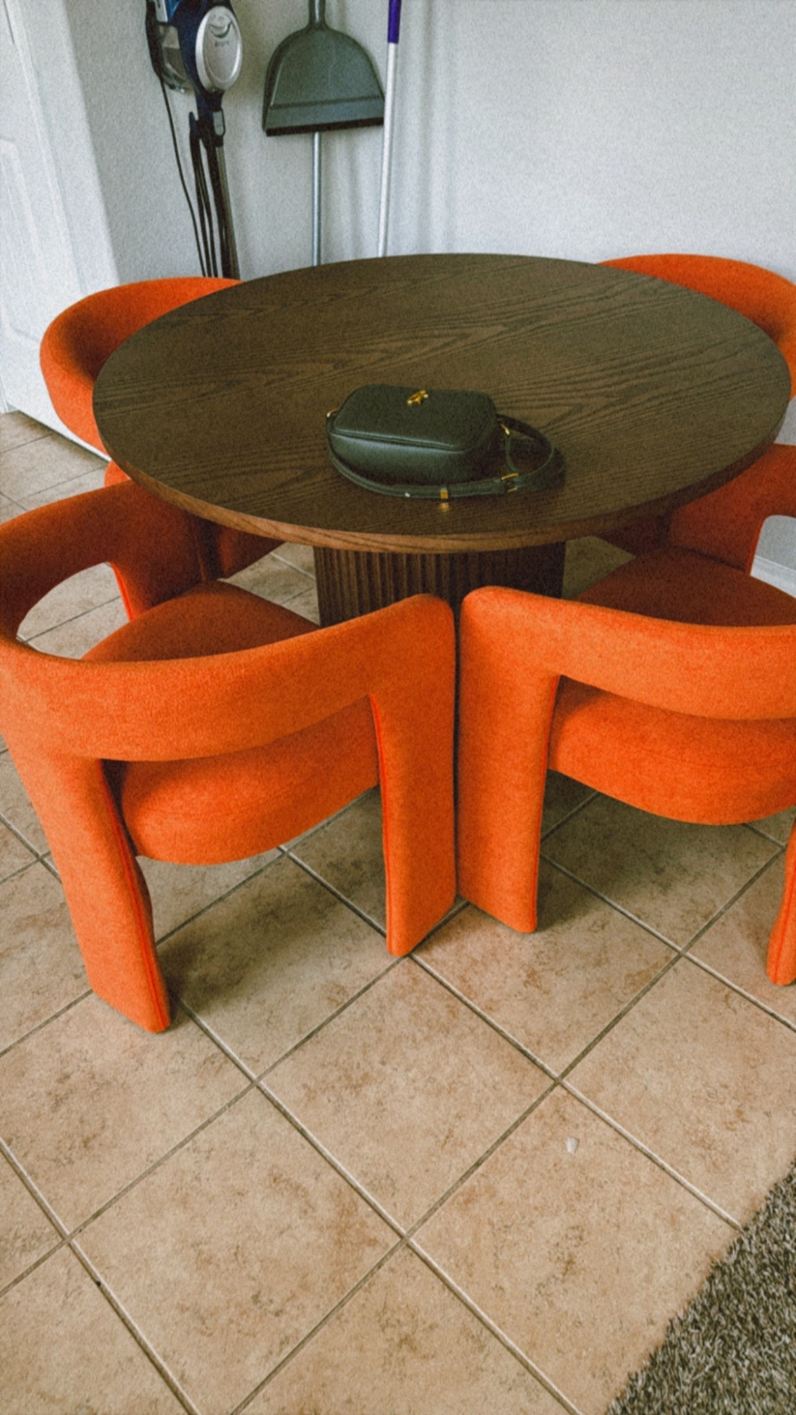 A pop of color! 

#LTKHome