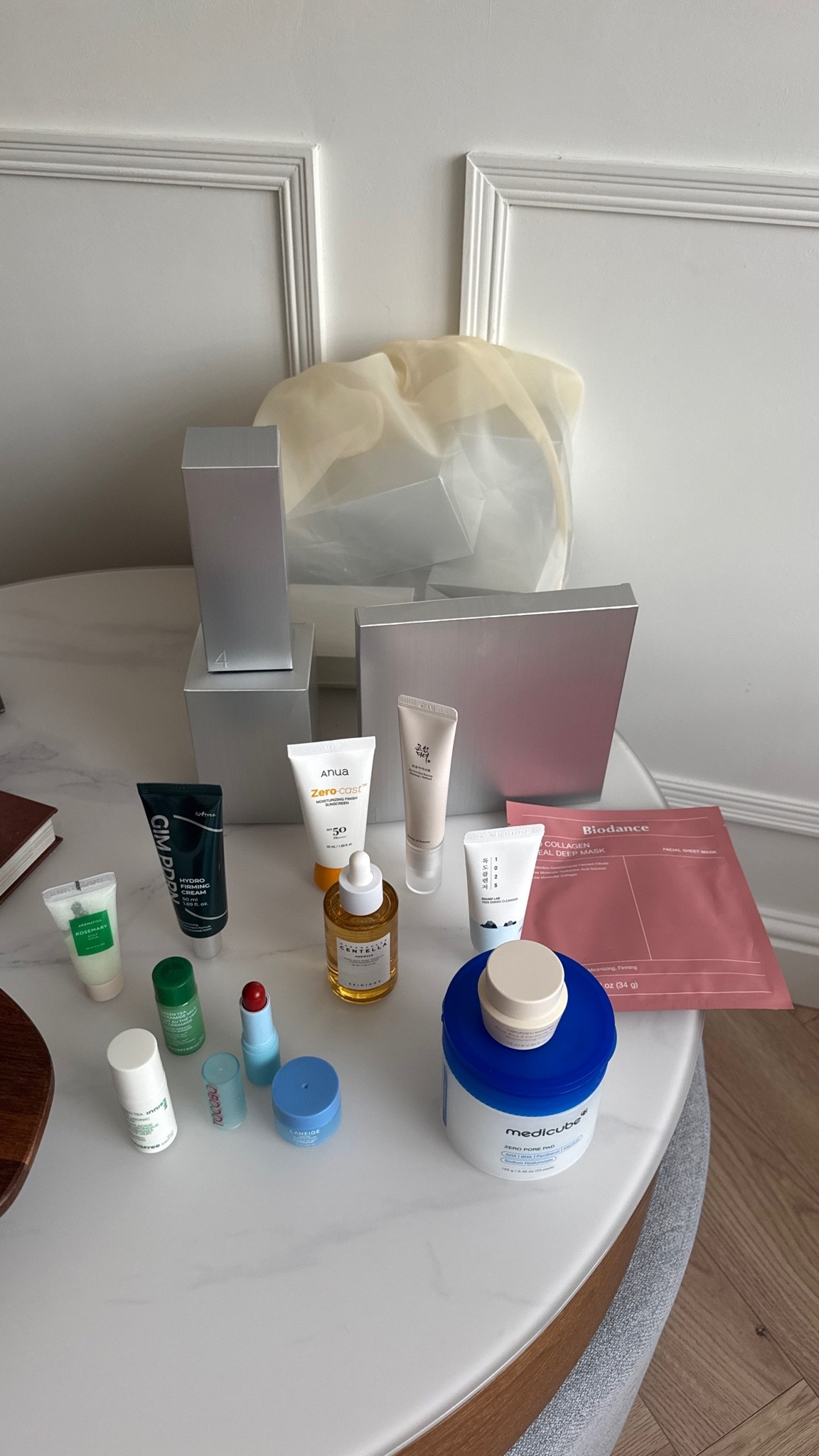 k beauty calendar for £50

#LTKgiftguide