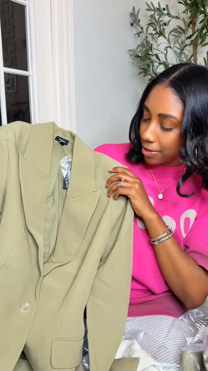 Express always has the cutest pieces for work! I love a good suit and a good deal!  Everything is on sale/clearance right now! 

#LTKSaleAlert #LTKWorkwear #LTKootd