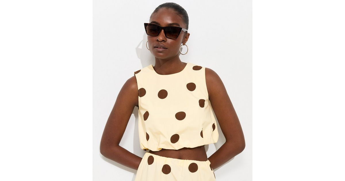 Women's Cream Cotton Large Spot Print Sleeveless Crop Top New Look | New Look (UK)