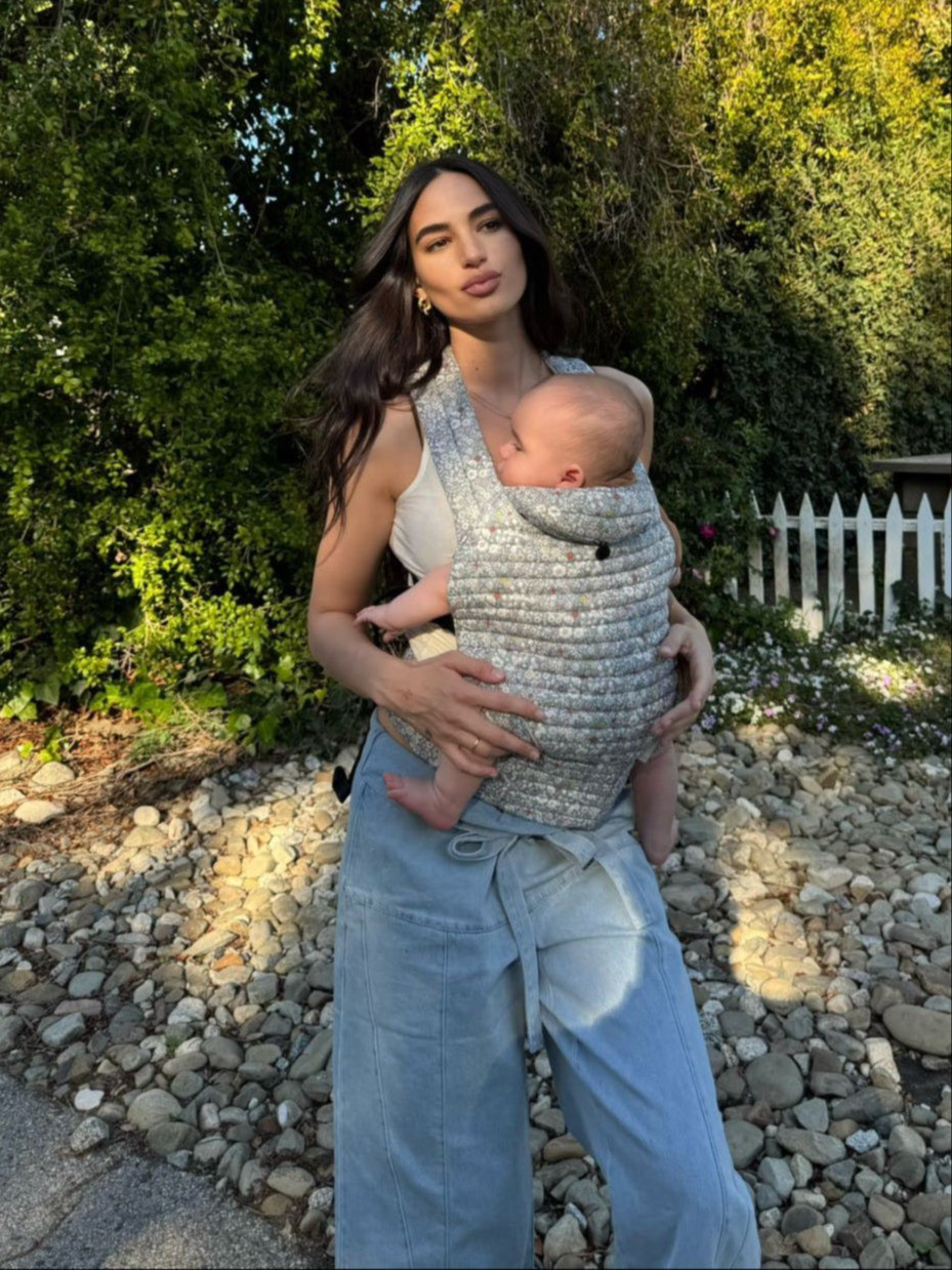 If you’re pregnant or newly postpartum, these Bumpsuit finds are a must 🤍 soft everyday pants, dreamy robe, postpartum kit staples, and a baby carrier for on-the-go mama days ✨#bumpsuitfinds #maternitymusthaves #pregnancyessentials #pregnancylife #maternityloungewear #postpartumjourney #postpartumrecovery #postpartumbody #postpartumcarekit #newmomchecklist #momlifebelike #momsofinstagram #babycarrierstyle #babywearinglove #motherhoodunplugged #fourthtrimesterlife #hospitalbagchecklist #maternityrobe #cozymom #everydaystyle #maternitybasics #newmomfavorites #mombloggerstyle #pregnancycomfort #momlifehacks #musthavefinds

#LTKSeasonal #LTKBump #LTKSaleAlert