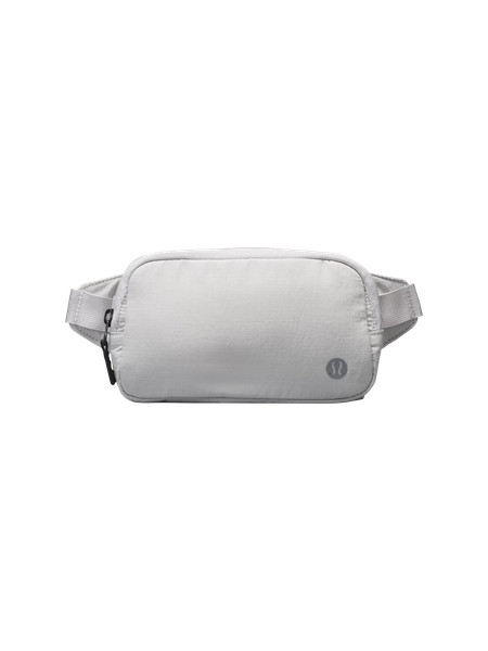Everywhere Belt Bag Mini | Lululemon (US)