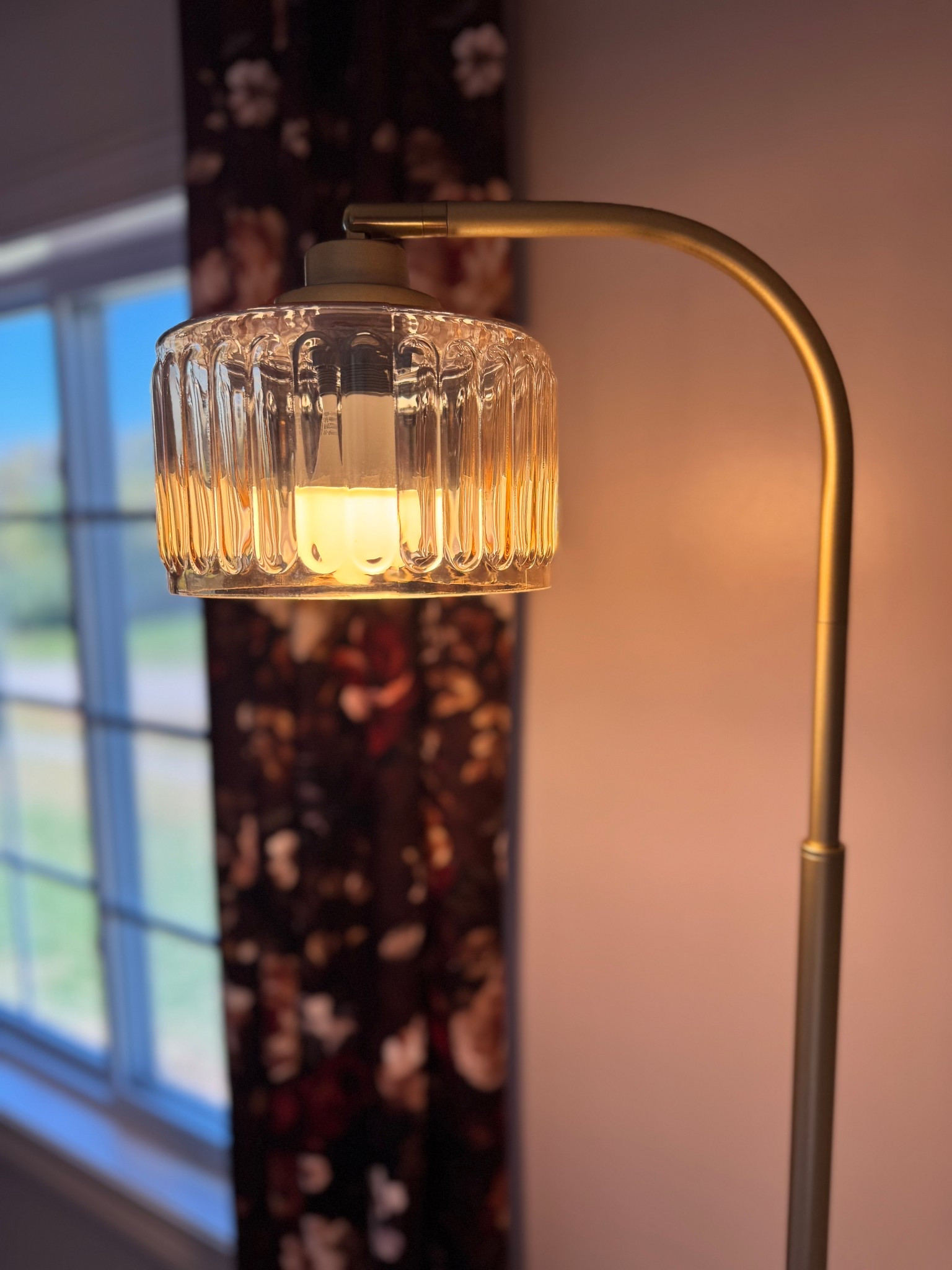 Mid century modern crystal floor lamp with remote for dimming, timer.

#LTKHome