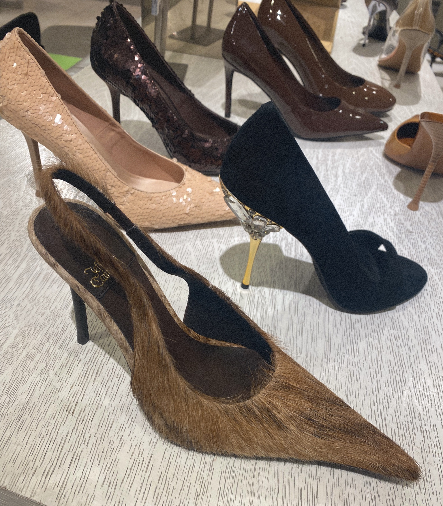 Jeffrey Campbell slingback heels ✨

Nordstrom, shoe crush 