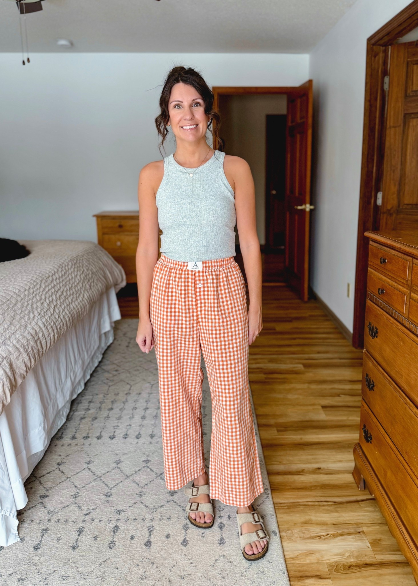 Amazon spring outfit🧡🌿🙌🏽

Grey tank—small
Orange gingham pants—small
36 in my Birkenstock clogs!


#LTKgrwm #LTKPetite #LTKootd
