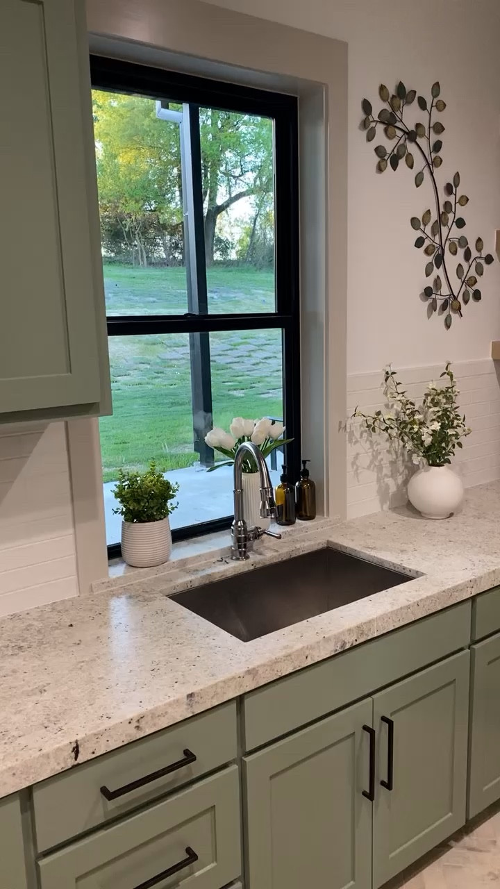 Laundry room decor, water hyacinth baskets, vases, stems, greenery, woven baskets, floating shelves, laundry signs 

#LTKHome #LTKVideo

#LTKHome #LTKVideo