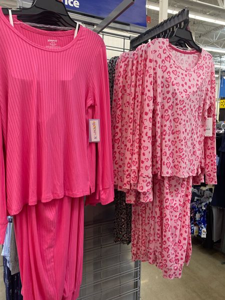 Walmart pajamas! Joyspun Valentine’s Day pajamas for women! Long sleeve ribbed pants pajamas!! 