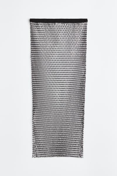 Rhinestone-embellished fishnet skirt | H&M (UK, MY, IN, SG, PH, TW, HK)