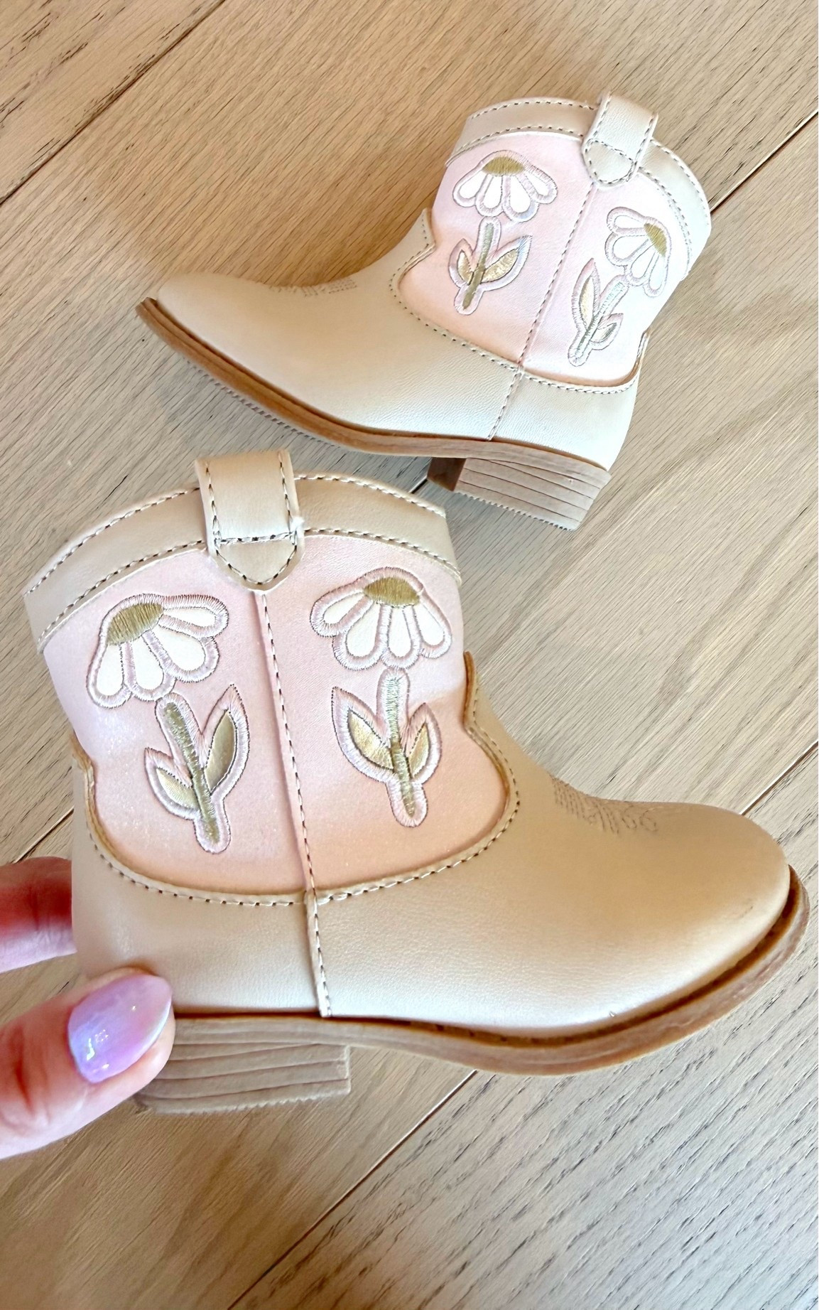 The cutest little cowgirl boots ever. 🌸 Every little girl needs a pair of cowgirl boots like these! They’re comfortable, adorable, and even cuter in person. Plus they’re 30% OFF!

cowgirl boots • girls boots • Target shoes • toddler style • western toddler fashion • kids fall fashion • Target favorites • girls outfit ideas • LTK kids • affordable style

#LTKSaleAlert #LTKKids #LTKBaby
